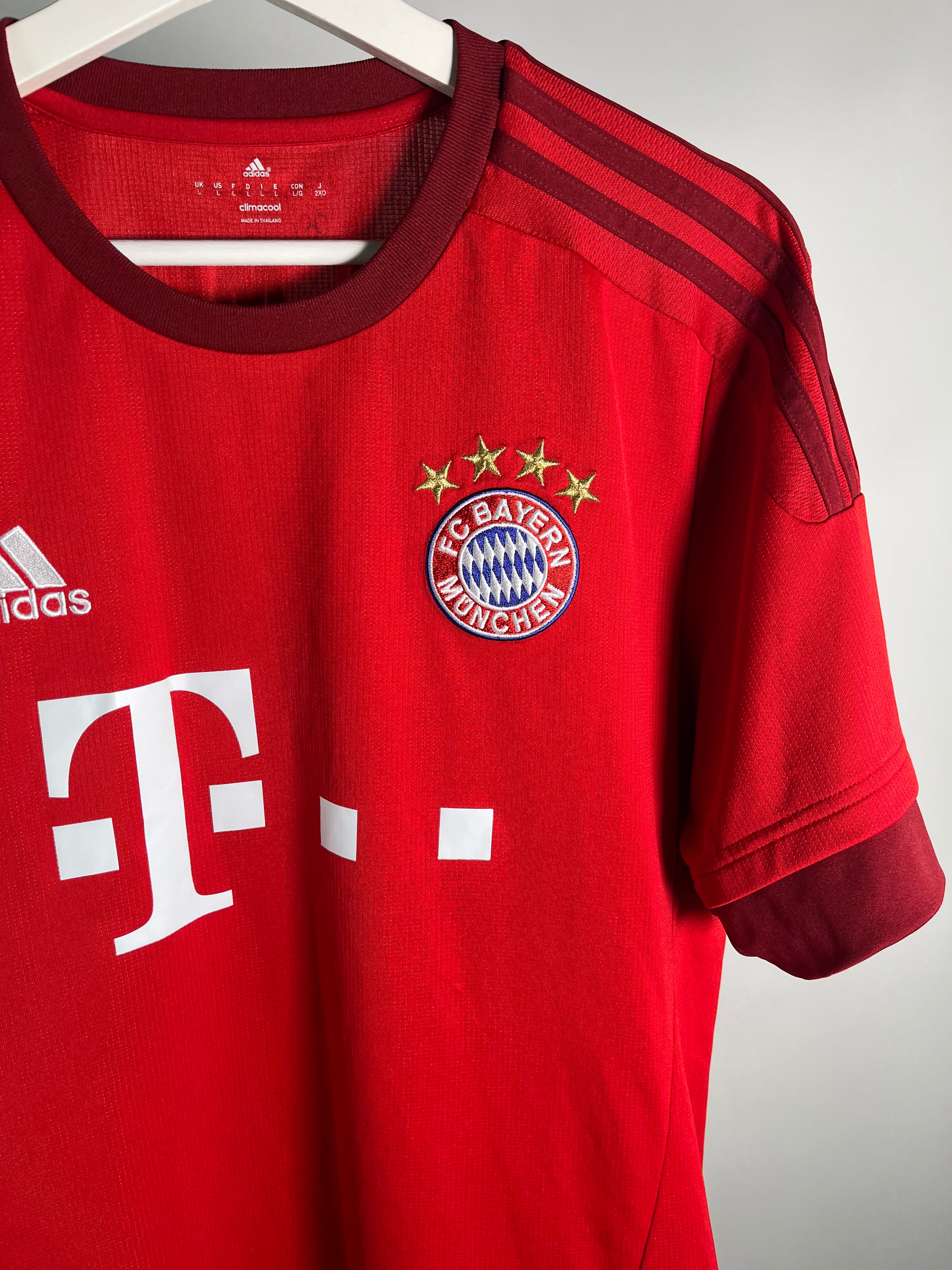 Jersey Bayern Munich Local 2015 2016 Thomas Muller (L)