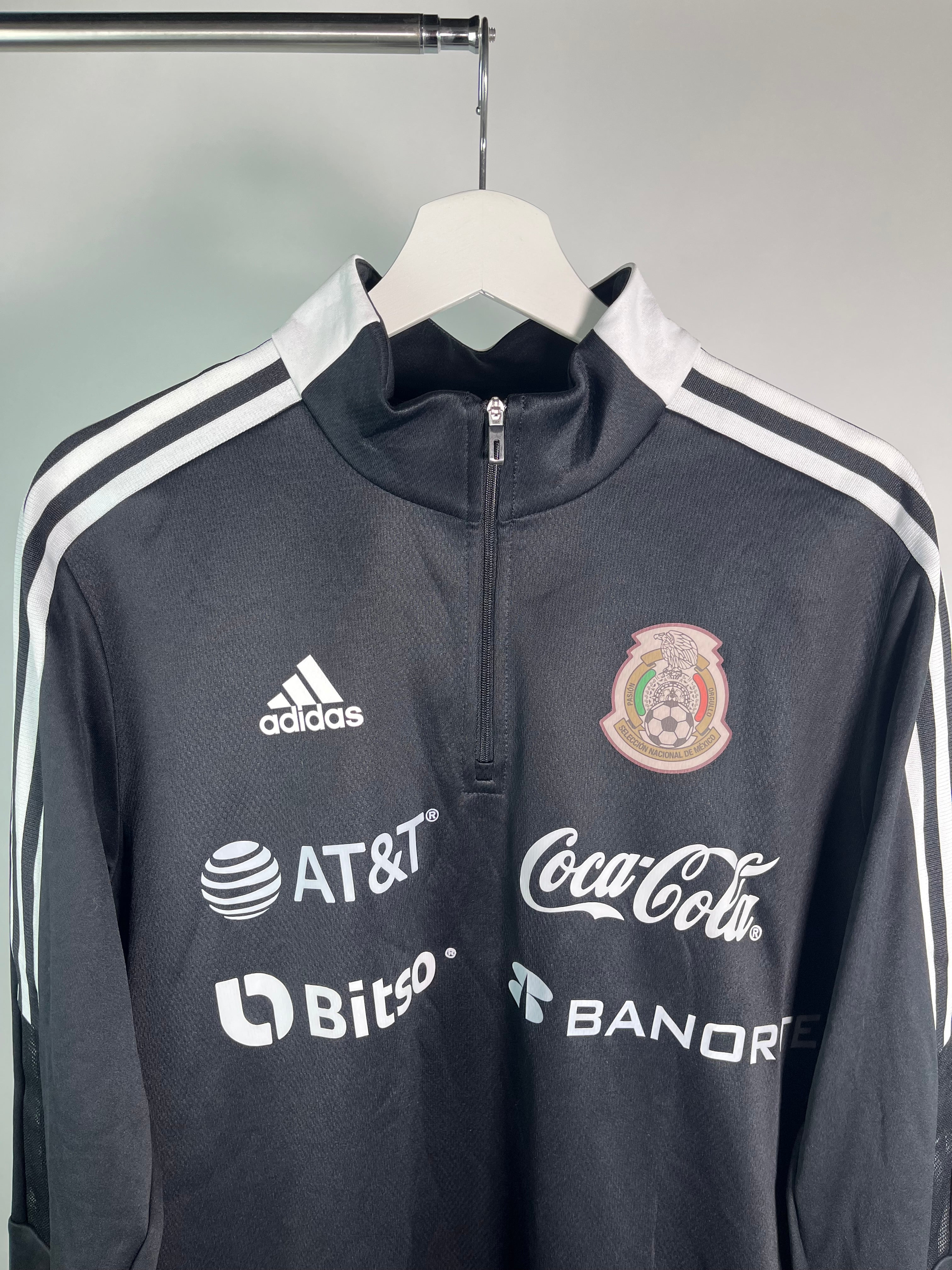 Chamarra México 2020 2022 Utilería (L)
