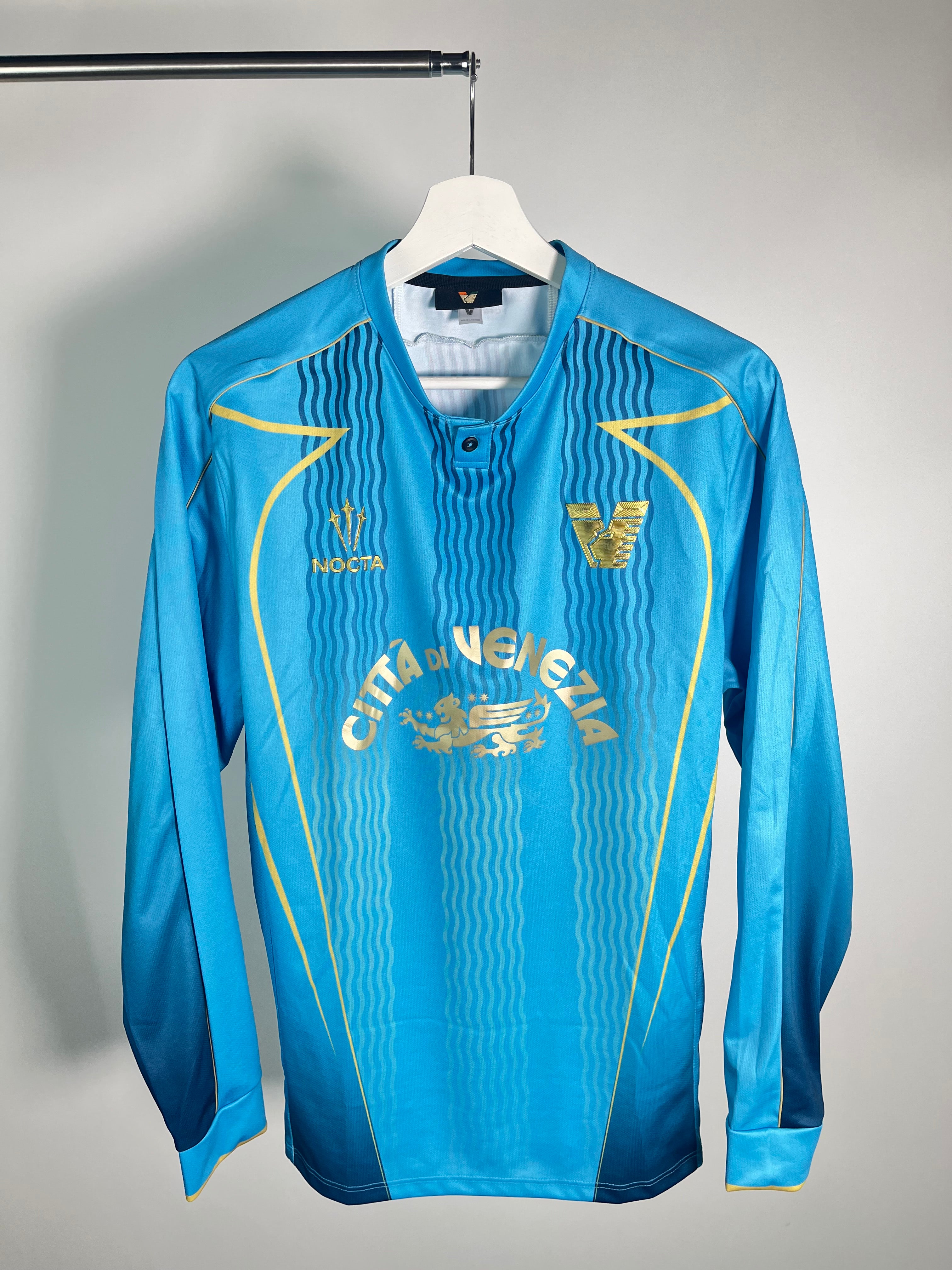 Jersey Venezia Tercera 2024 2025 Manga Larga Versión Jugador Gaetano Oristanio (M)