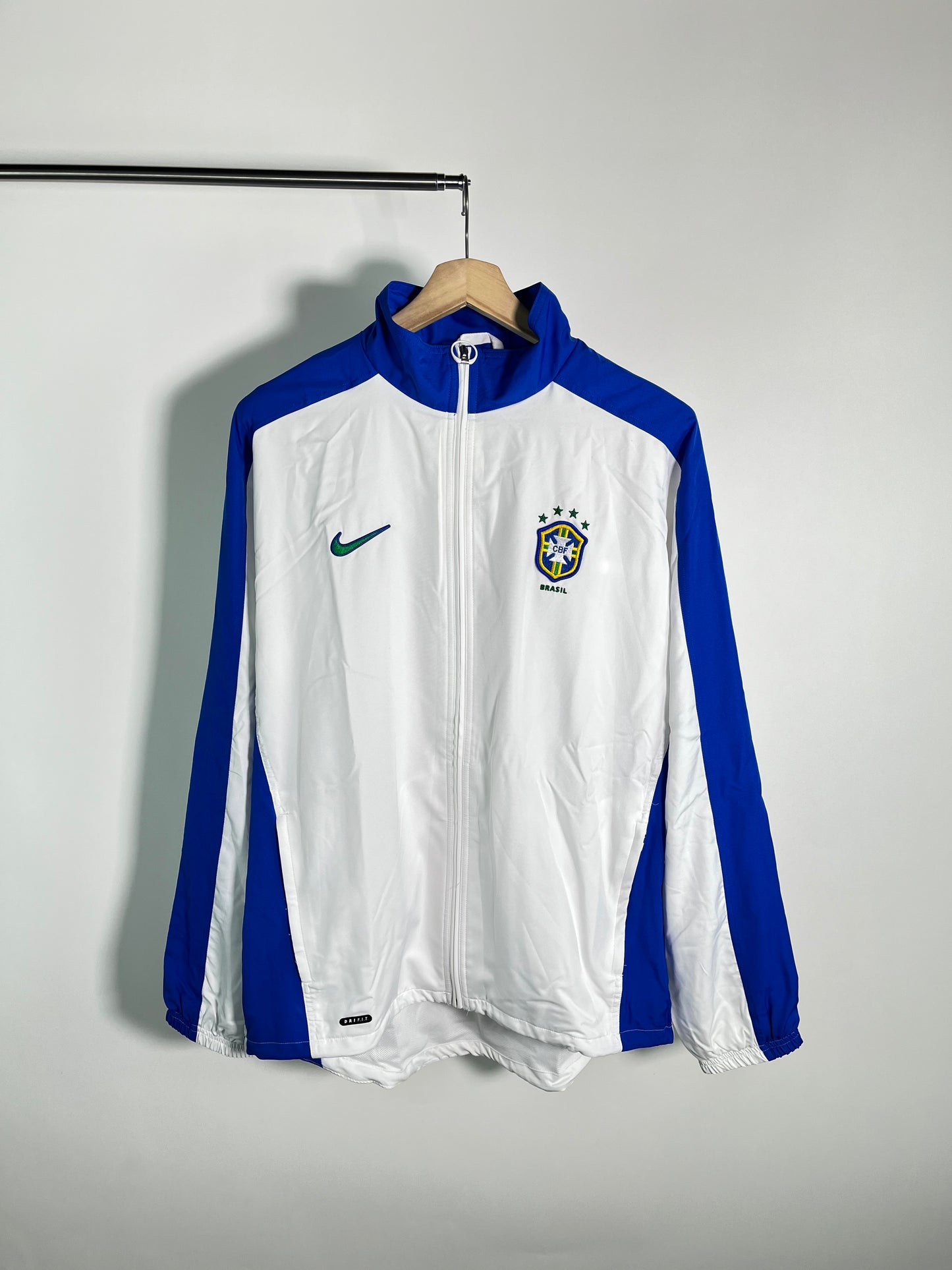 Chamarra Brasil 2024 2025 *C/Etiquetas* (L)