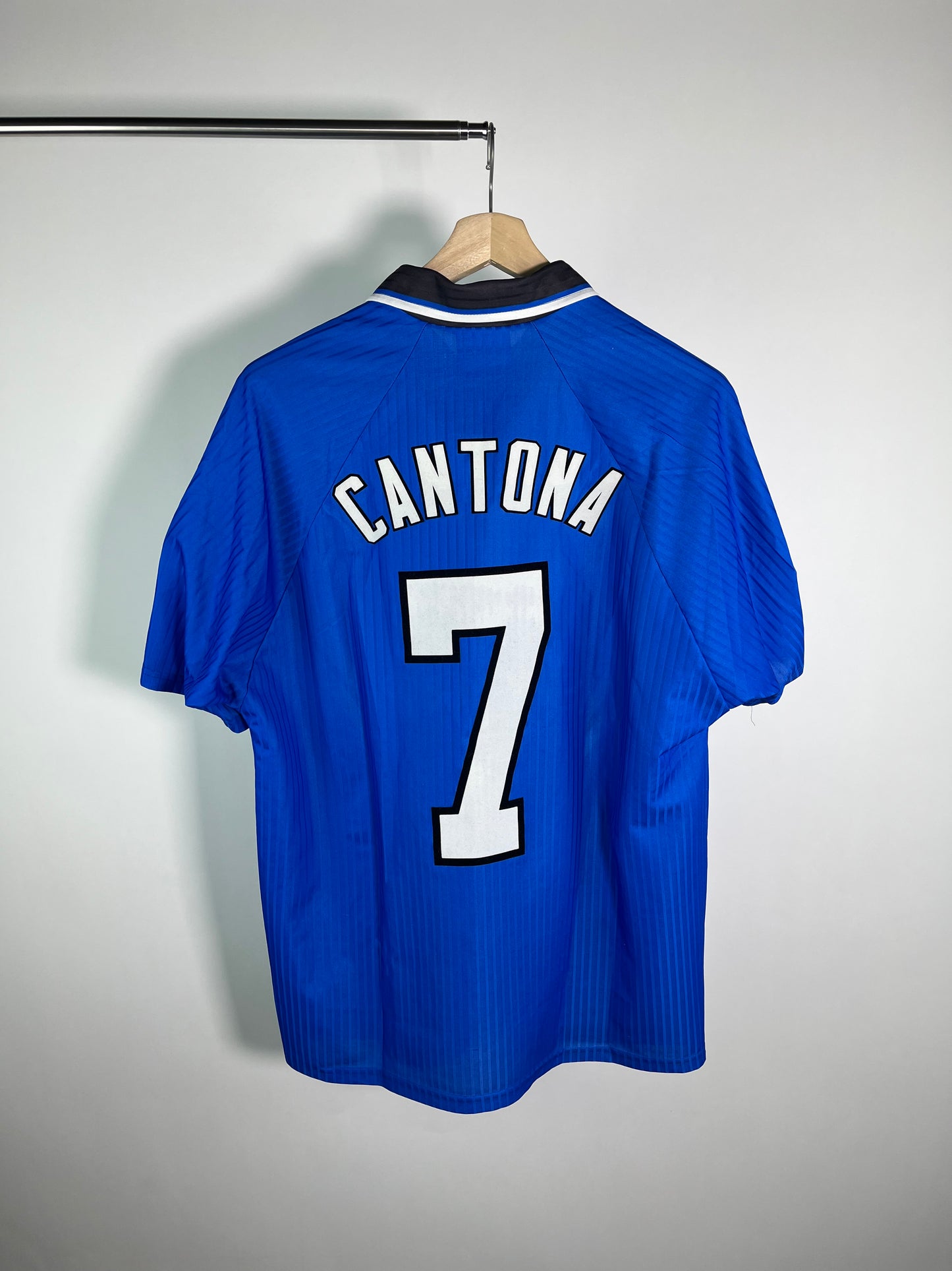 Jersey Manchester United Tercera 1996 1997 Éric Cantona (XL)