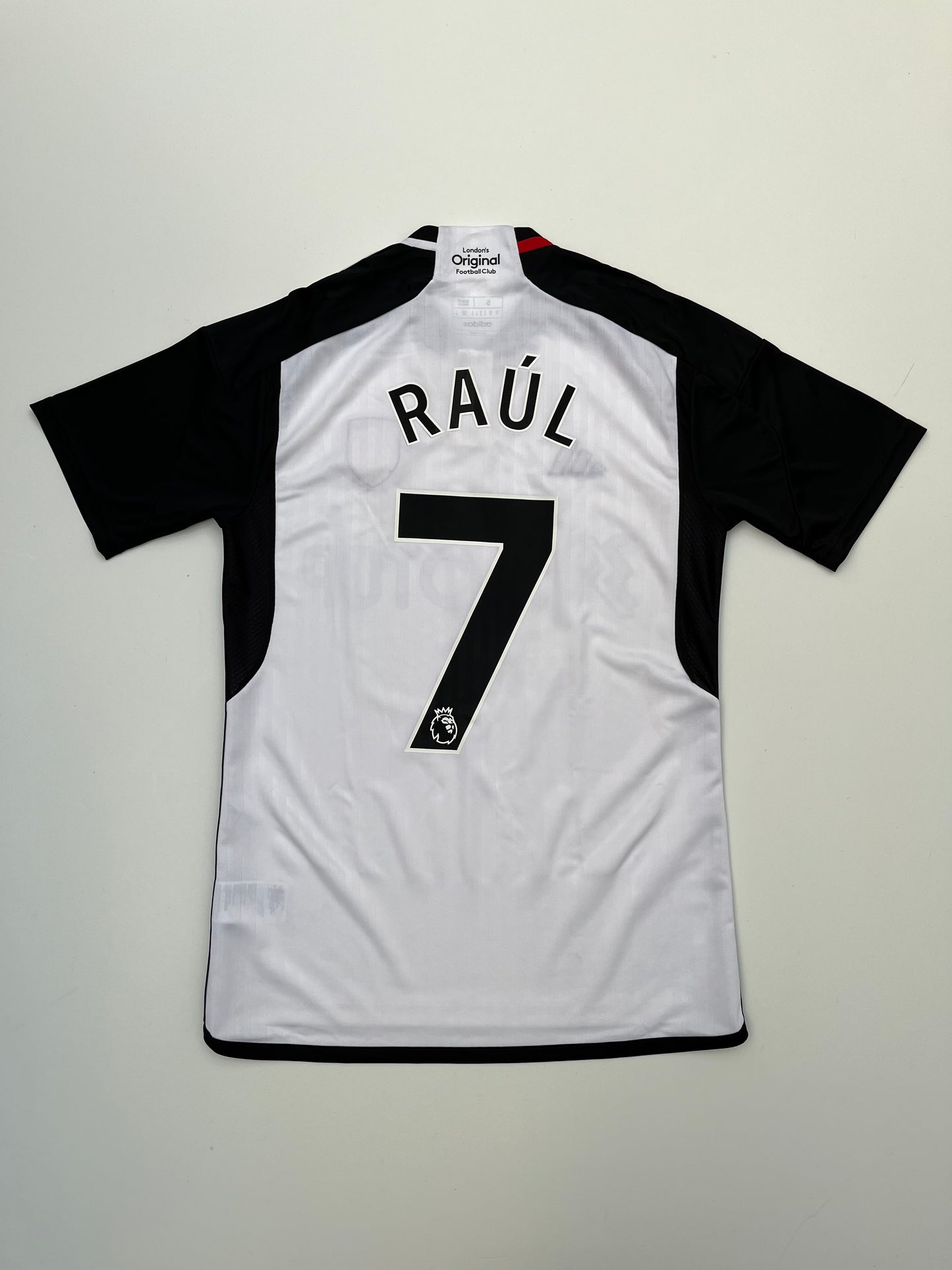 Jersey Fulham Local 2023 2024 Raúl Jiménez (S)