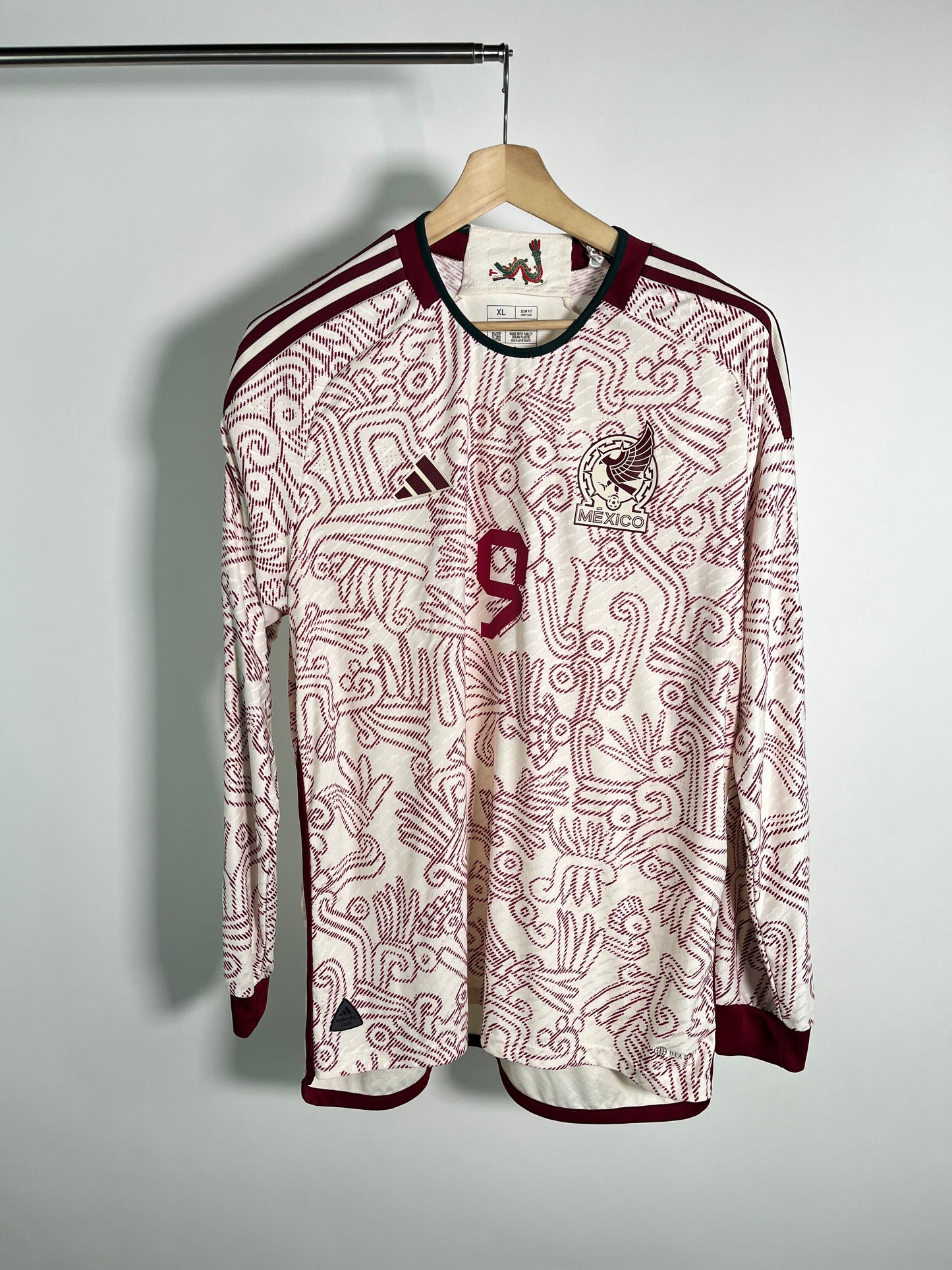Jersey México Visita 2022 2023 Versión Jugador Manga Larga *C/Etiquetas* Raúl Jiménez (XL)