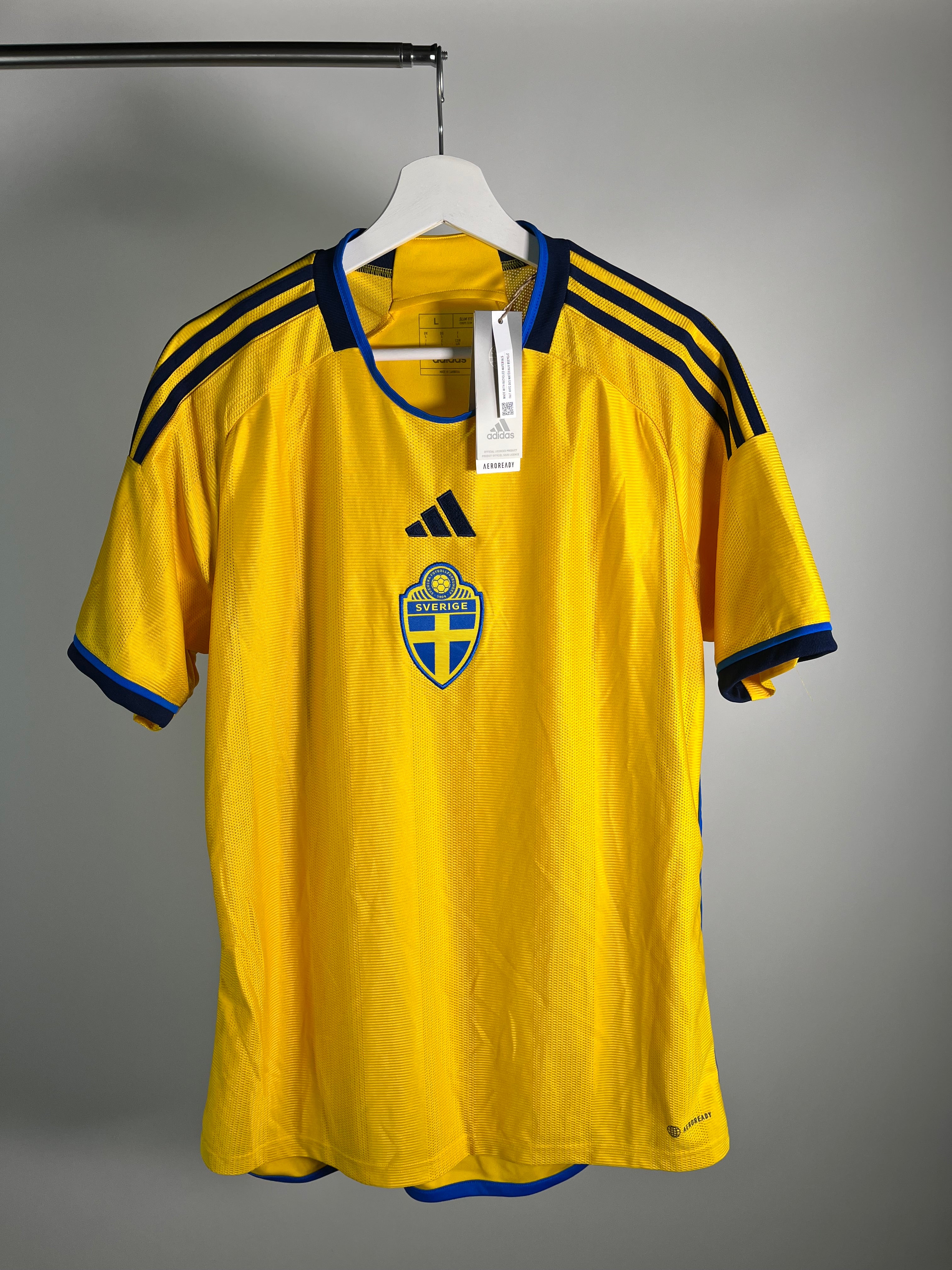 Jersey Suecia Local 2022 2024 *C/Etiquetas* (L)