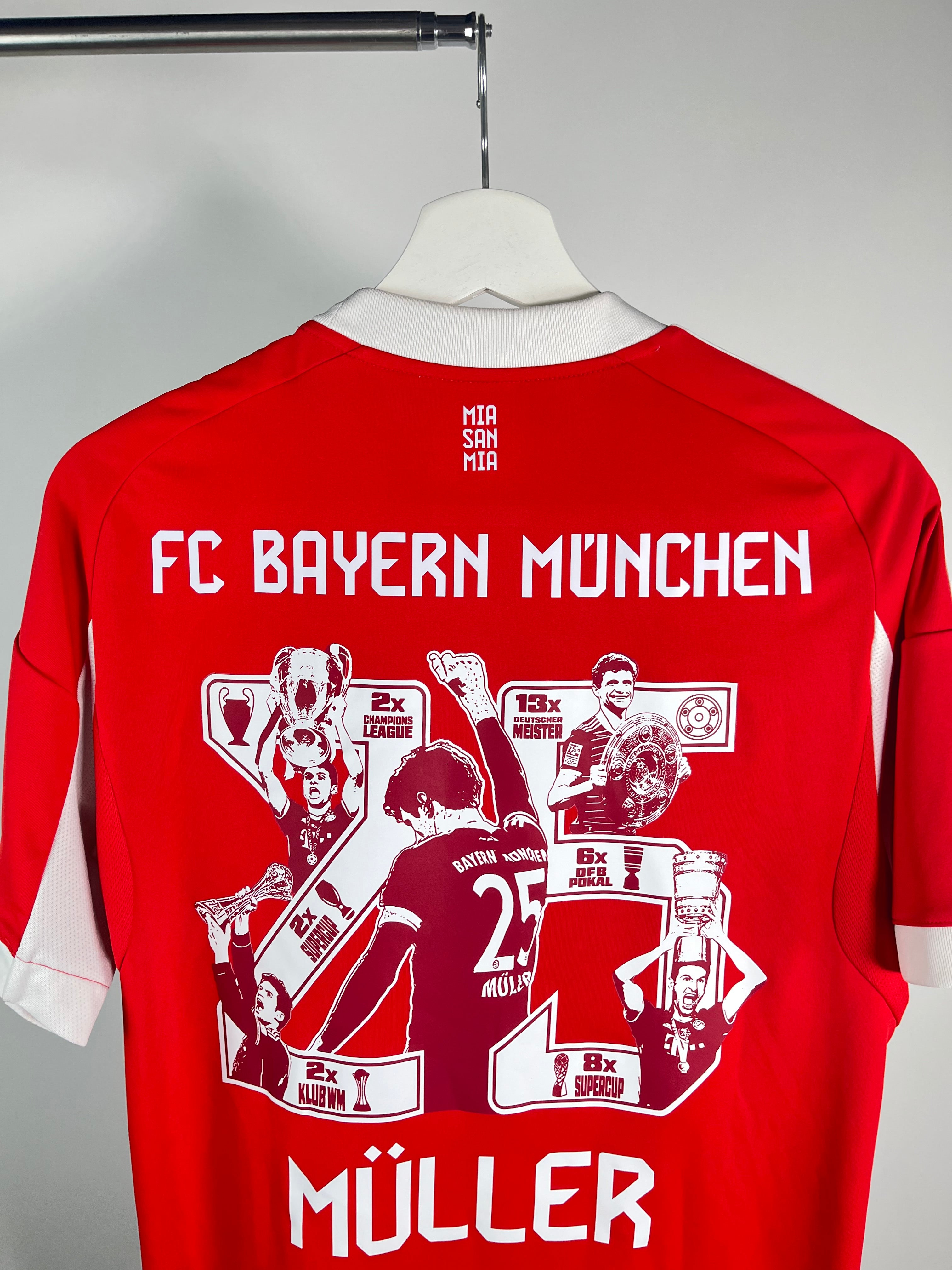 Jersey Bayern Munich Local Especial 2025 2026 Thomas Müller (M)