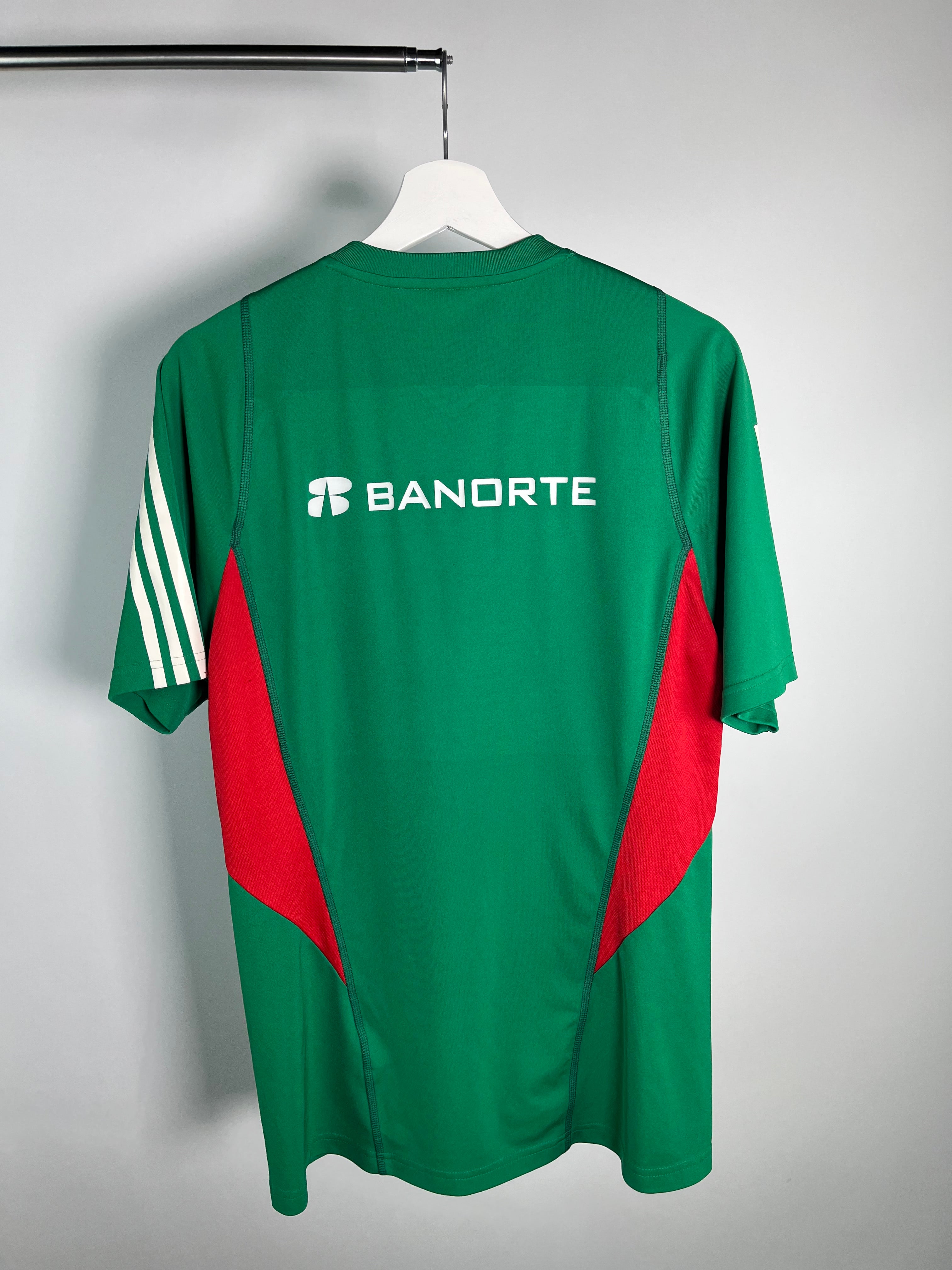 Jersey México Entrenamiento 2022 2023 Utilería (M)