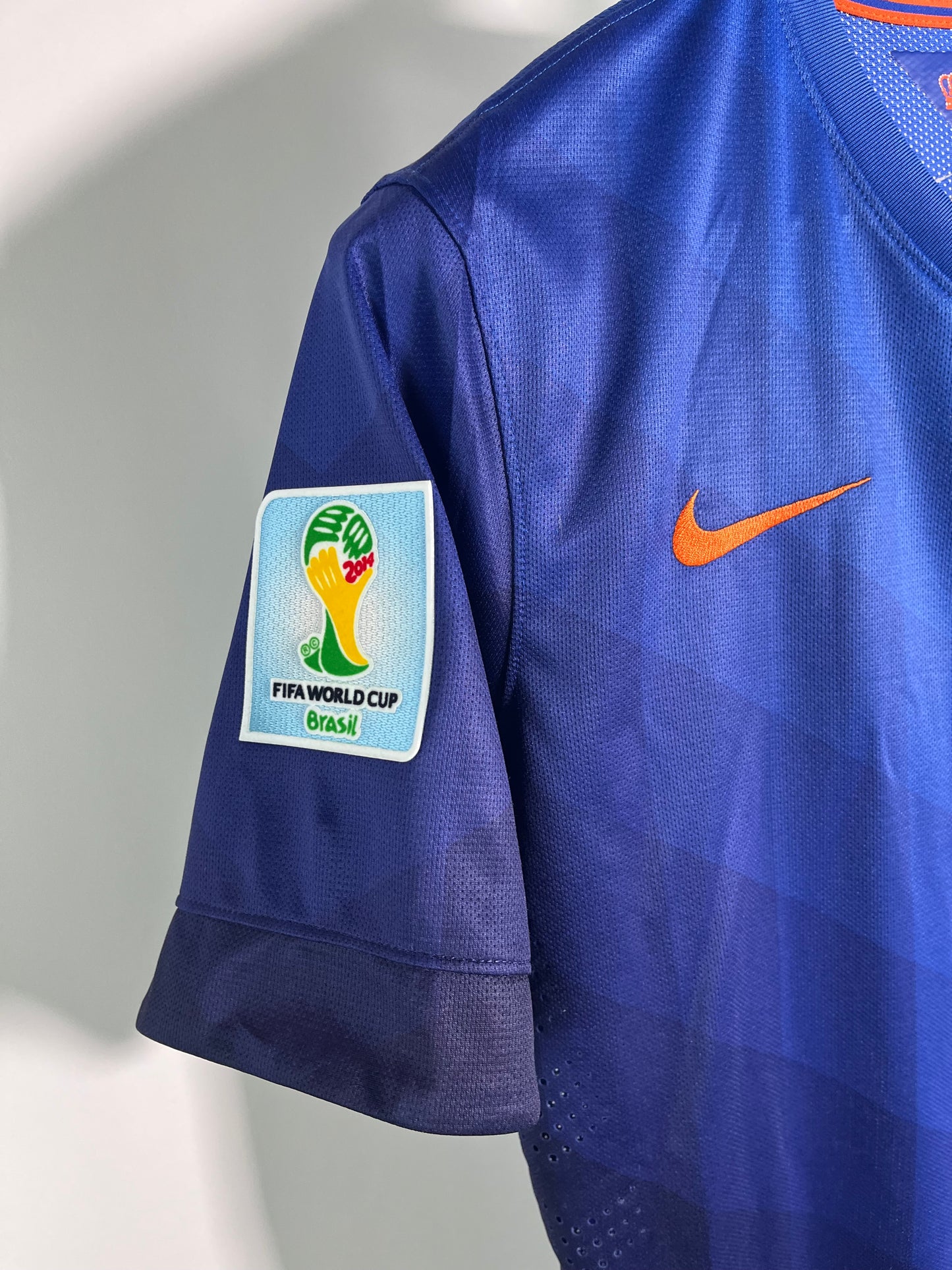 Jersey Holanda Visita 2014 2015 Versión Jugador *Mundial Brasil* Robin Van Persie (L)