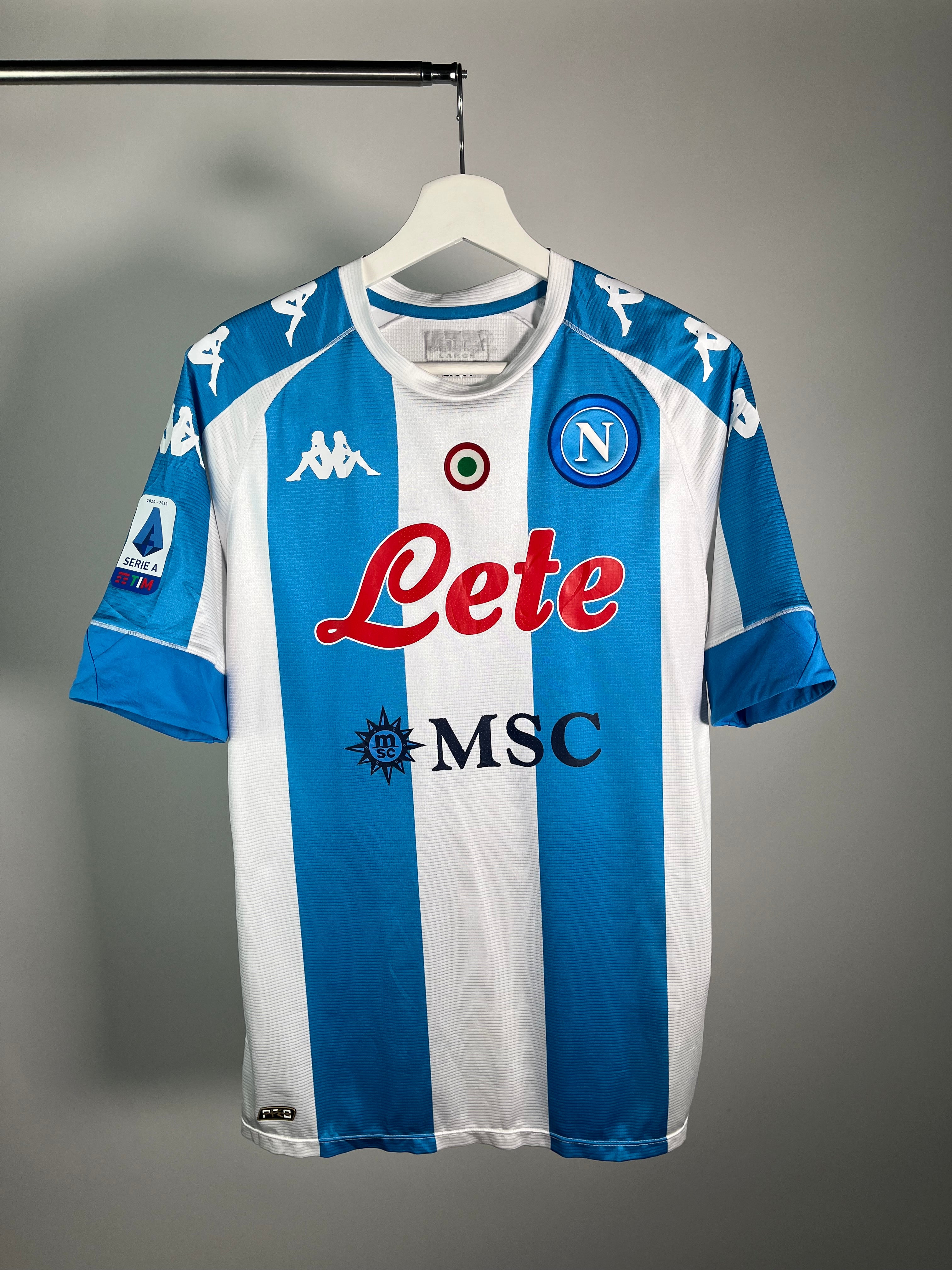 Jersey Napoli Cuarta 2020 2021 *Versión Jugador Kombat* Diego Armando Maradona (L)