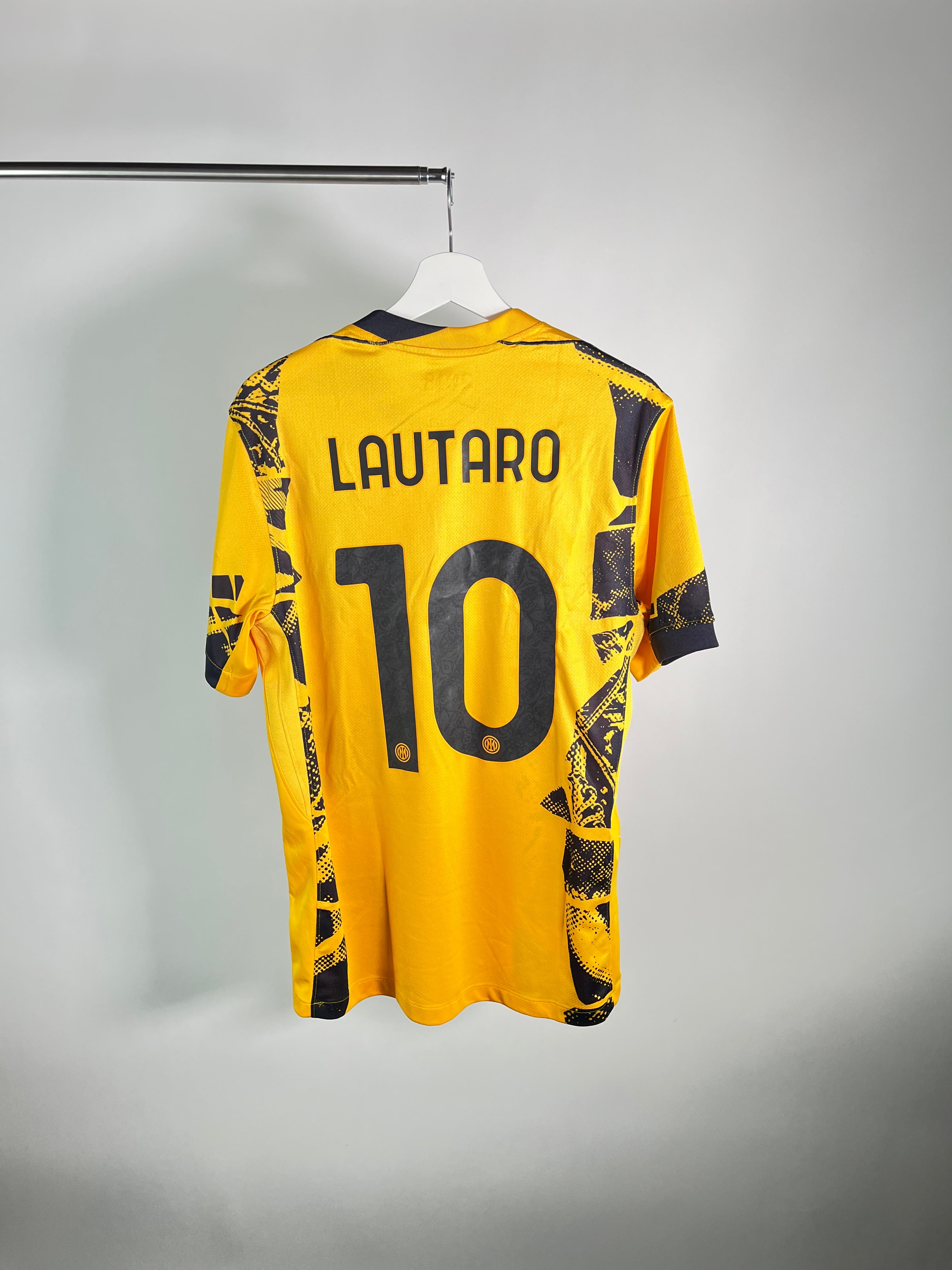 Jersey Inter Milán Tercera 2024 2025 Lautaro Martínez (M)