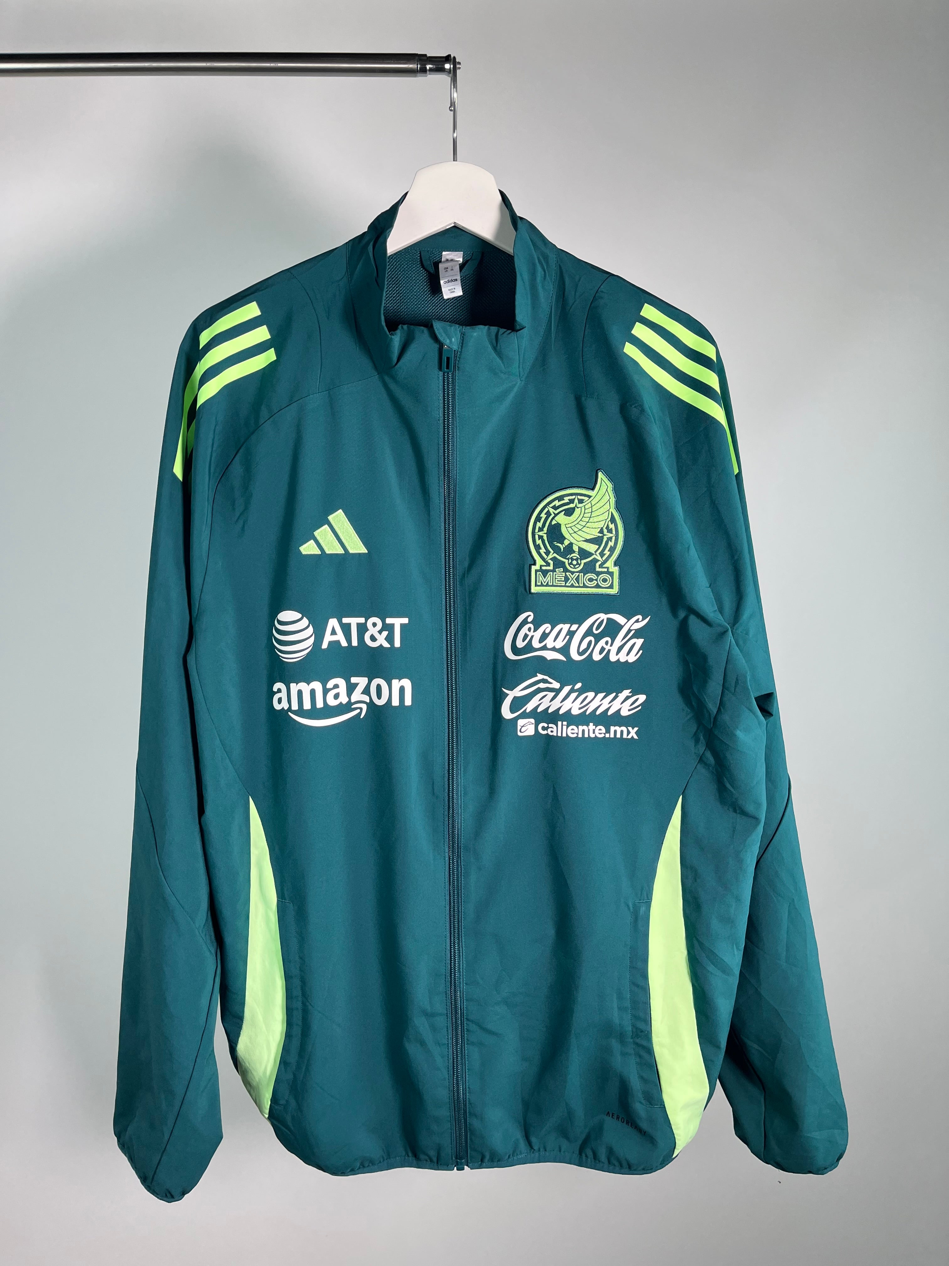 Conjunto México 2023 2024 Utilería *Incluye Pants* (L)