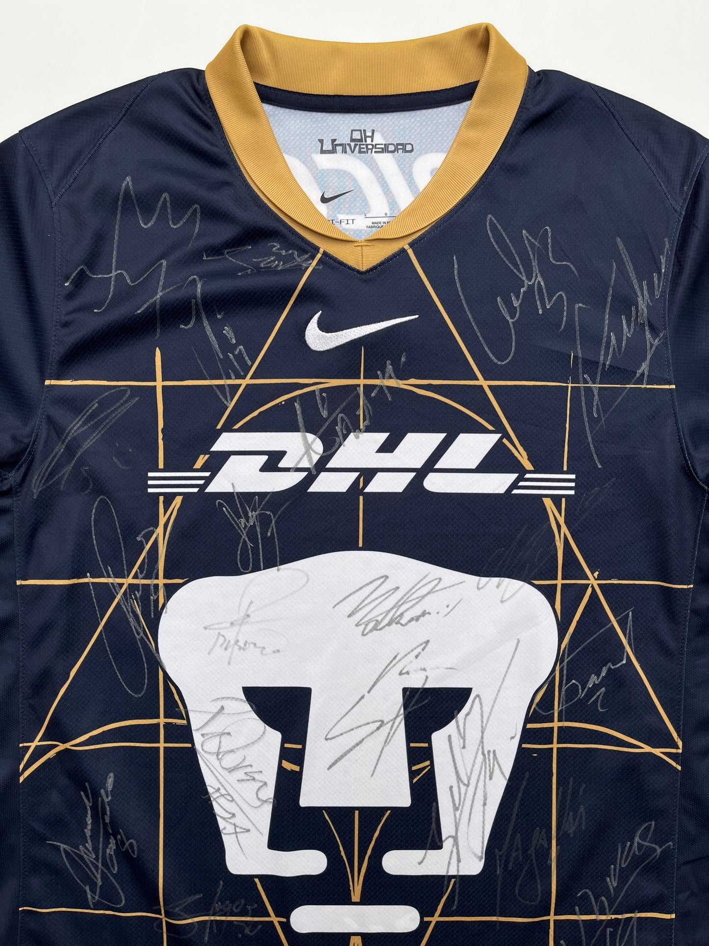 Jersey Pumas Visita 2024 2025 Autografiado (L)