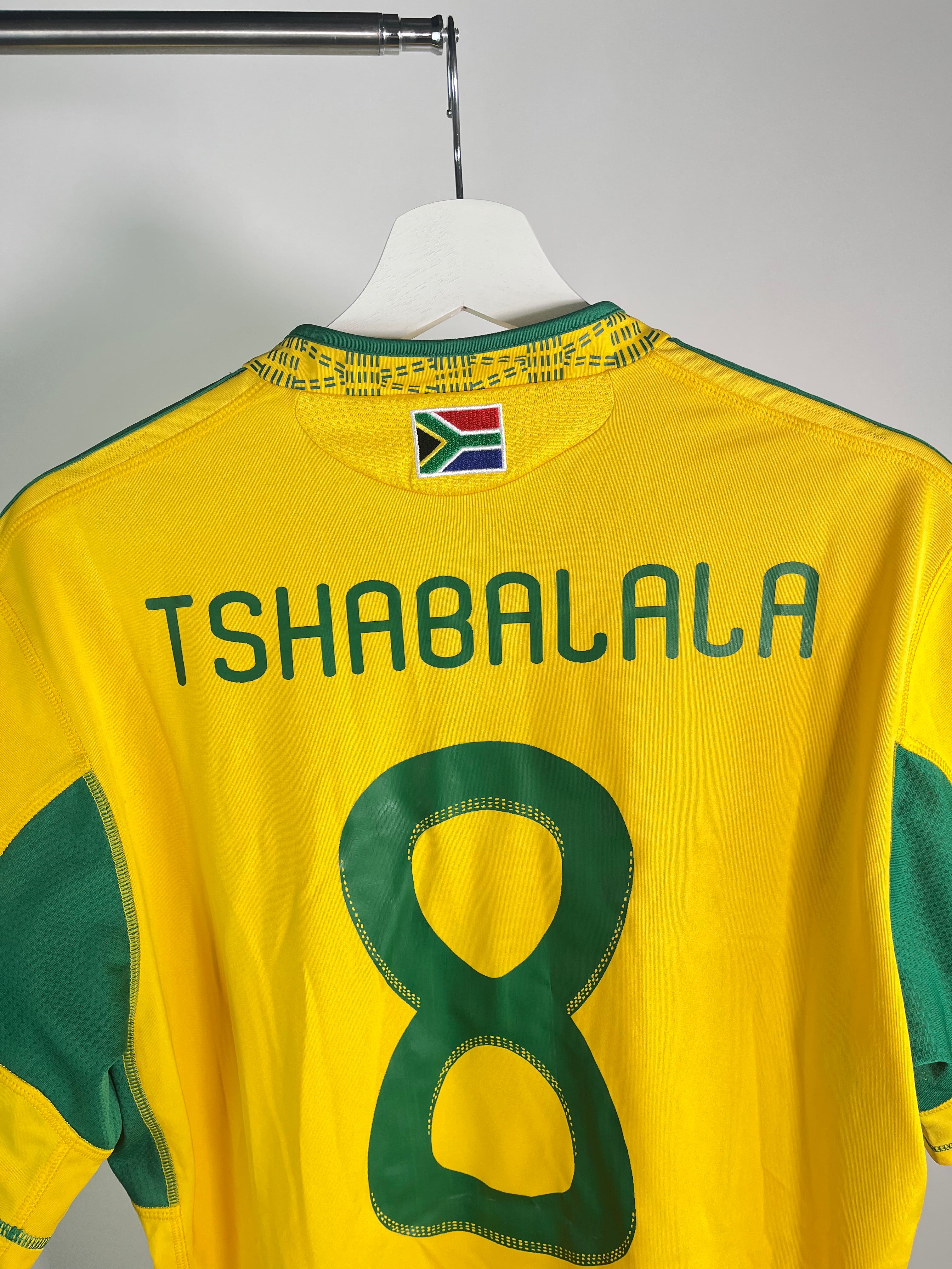 Jersey Sudáfrica Local 2010 2012 *Match Detail vs México* Siphiwe Tshabalala (M)