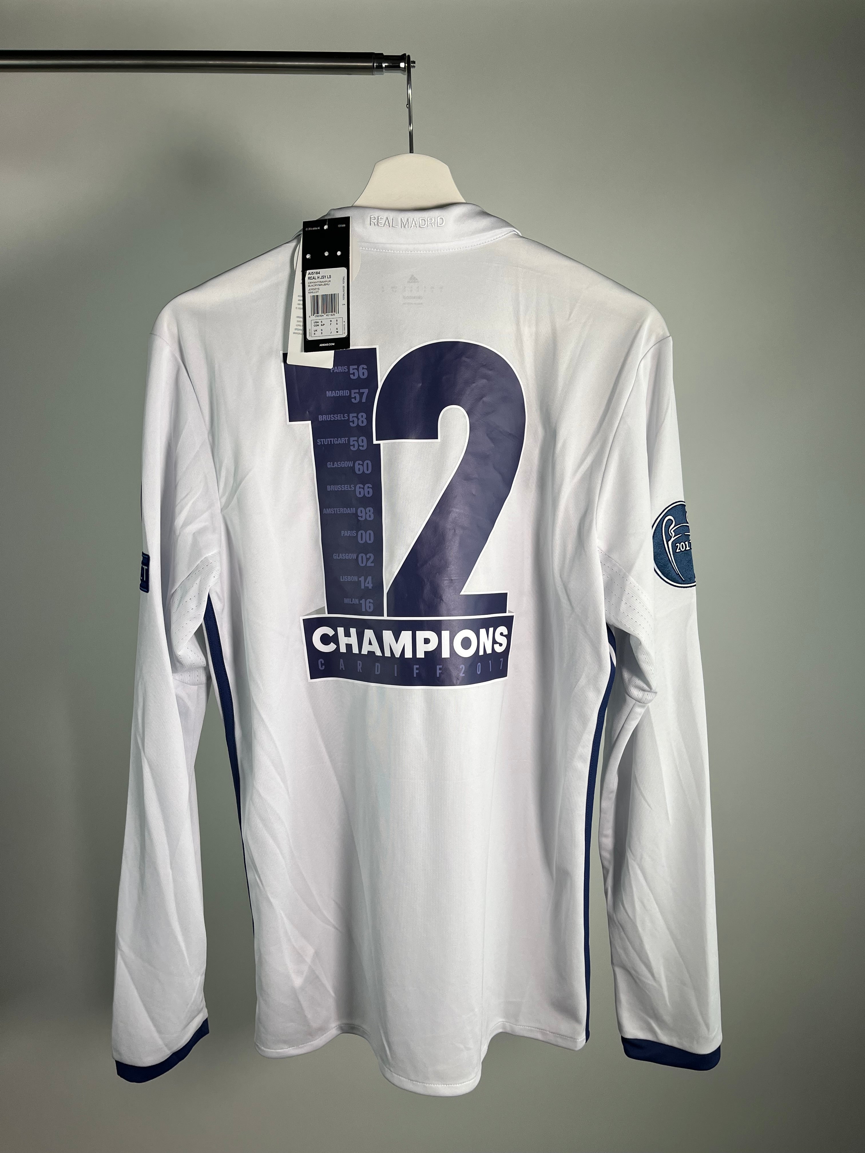 Jersey Real Madrid Especial Campeón de Europa 2016 2017 Manga Larga *C/Etiquetas* (S)