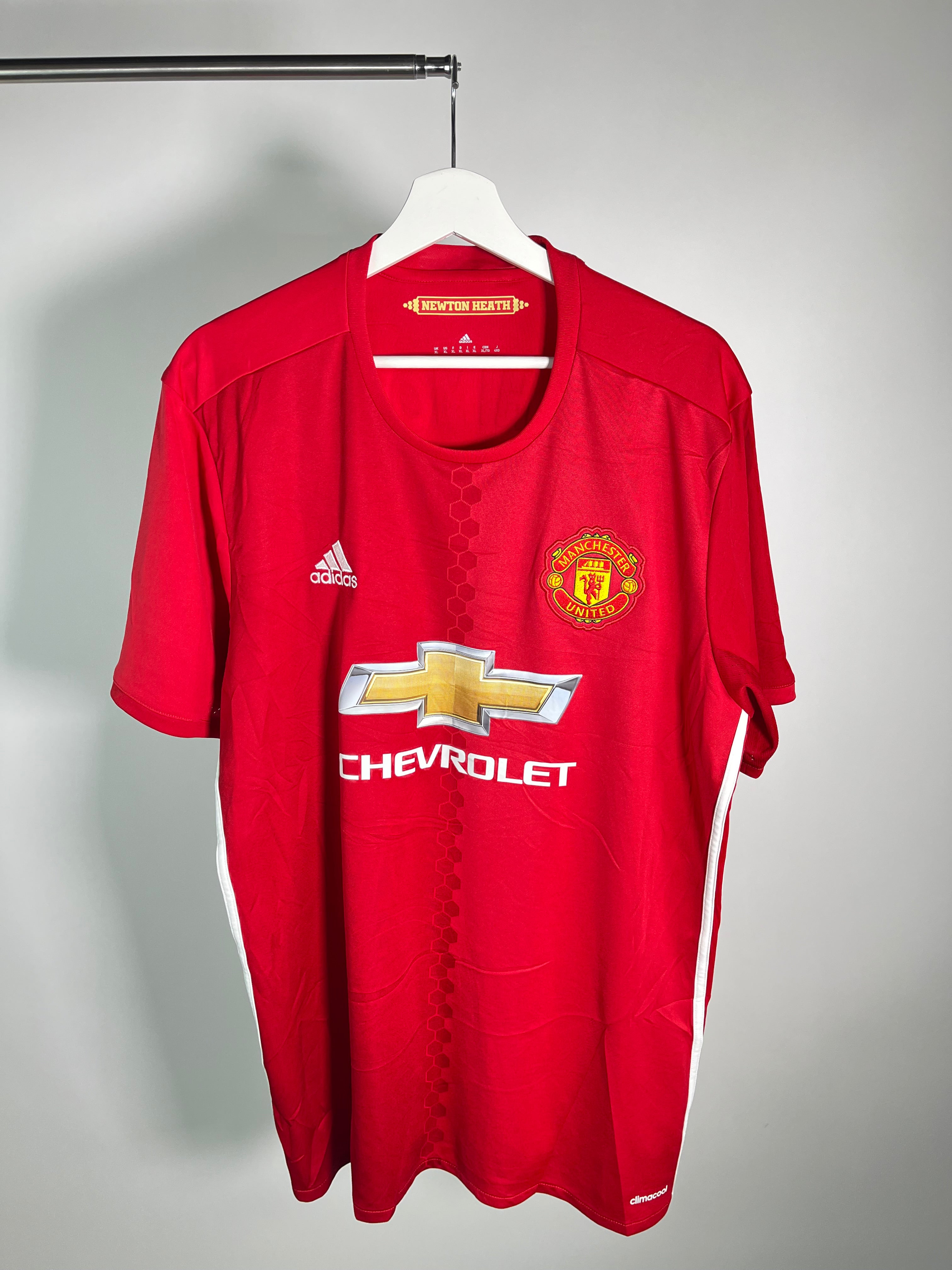 Jersey Manchester United Local 2016 2017 Zlatan Ibrahimovic (XL)