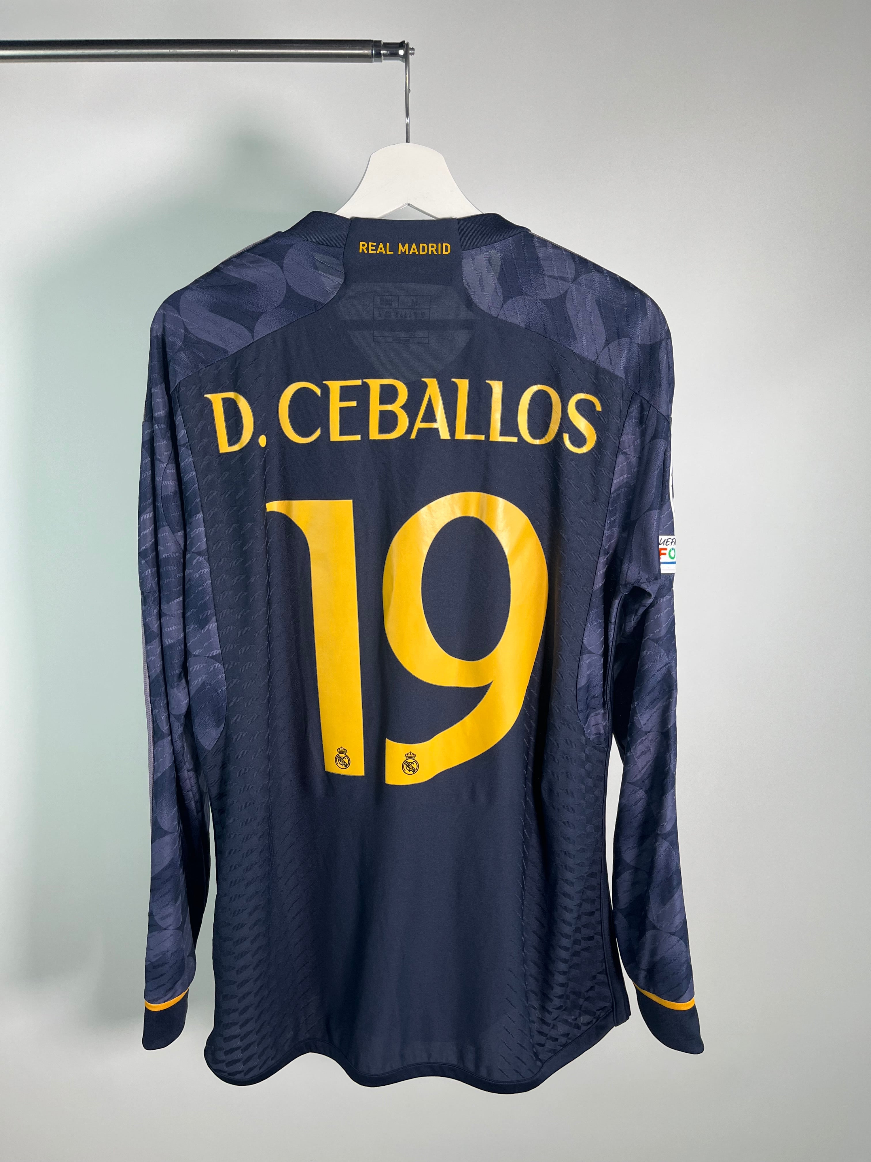 Jersey Real Madrid Visita 2023 2024 Manga Larga Versión Jugador Daniel Ceballos (M)