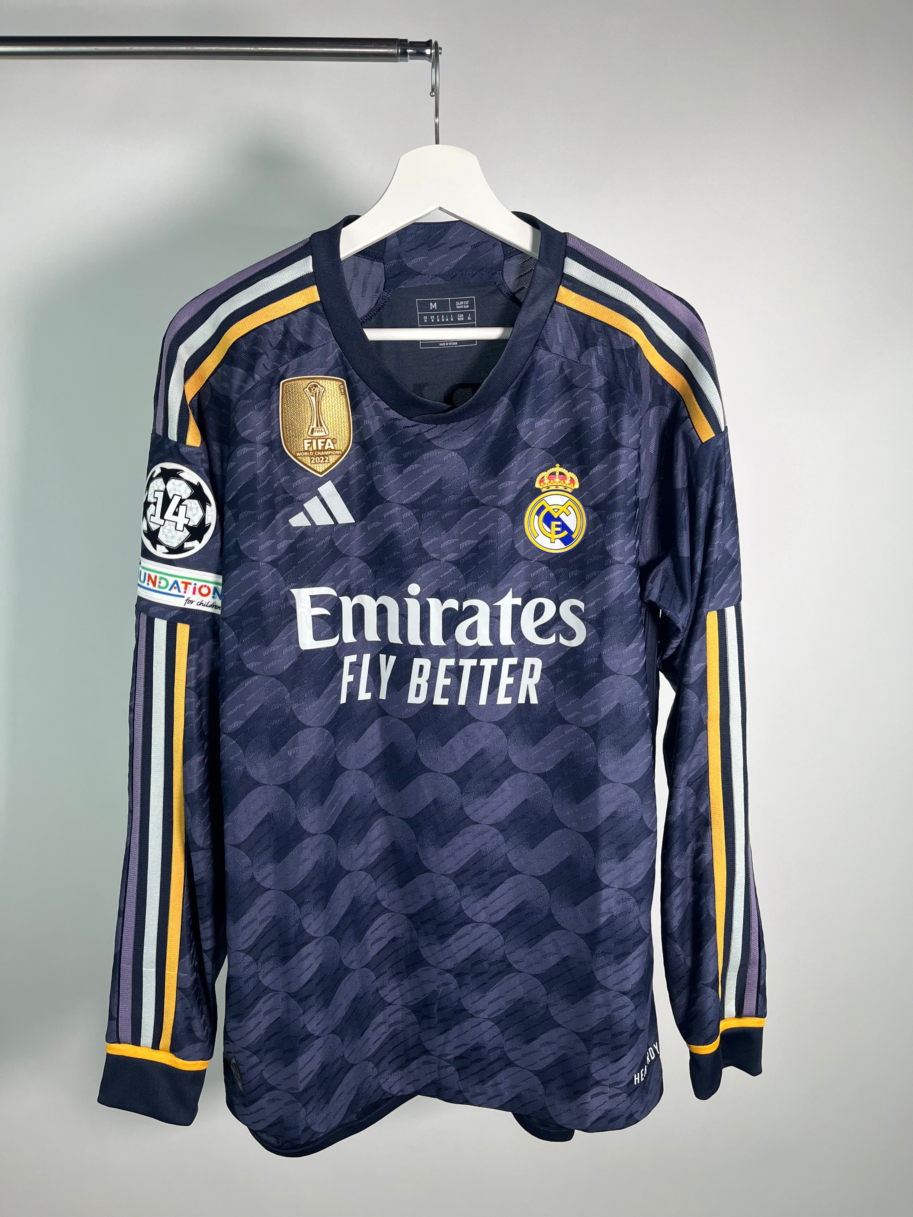 Jersey Real Madrid Visita 2023 2024 Manga Larga Versión Jugador Daniel Ceballos (M)