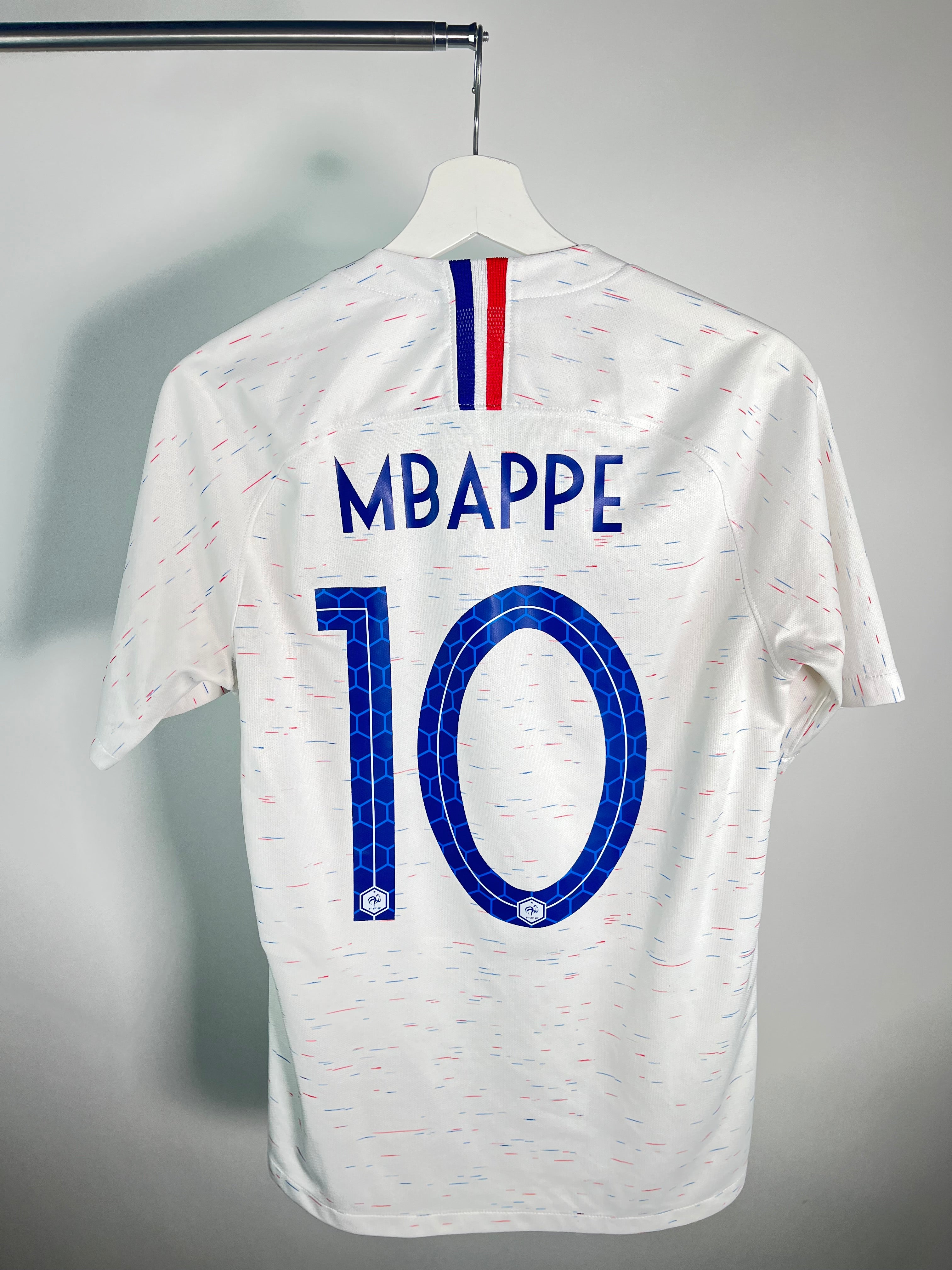 Jersey Francia Visita 2018 2020 Kylian Mbappé (S)