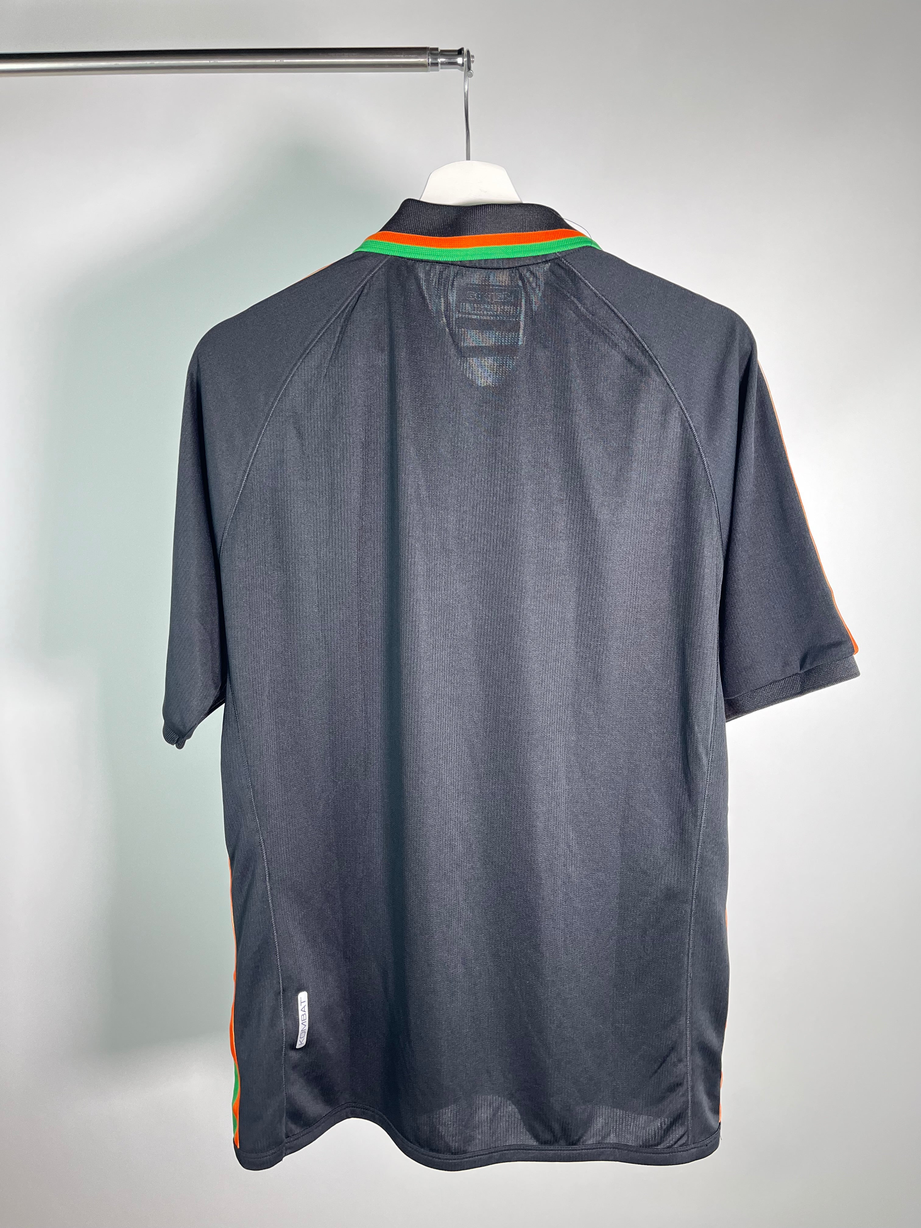 Jersey Venezia Local 2022 2023 Versión Jugador *Kombat* *C/Etiquetas* (XL)