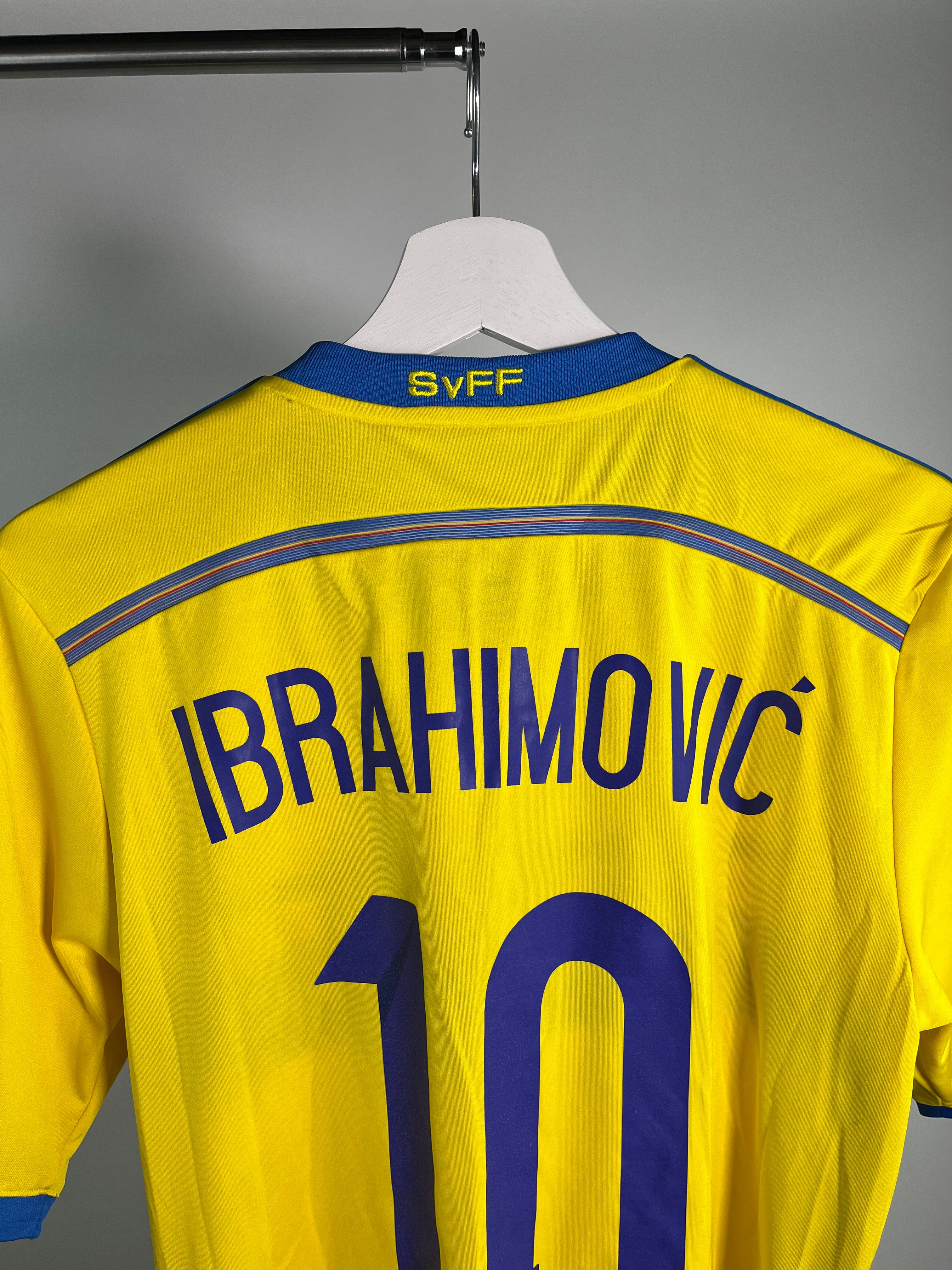 Jersey Suecia Local 2014 2015 Zlatan Ibrahimovic (S)