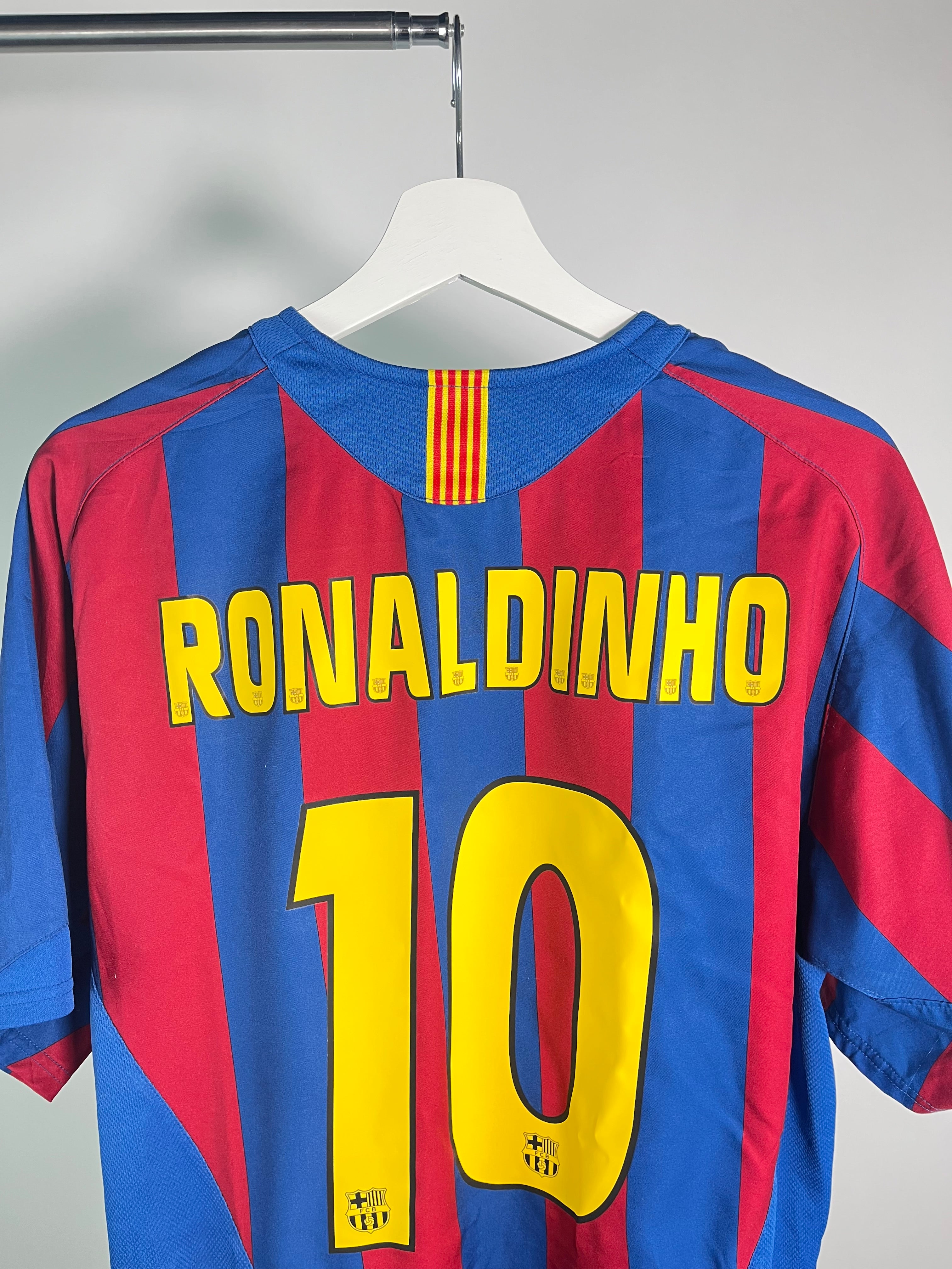 Jersey Barcelona Local 2005 2006 Ronaldinho (M)