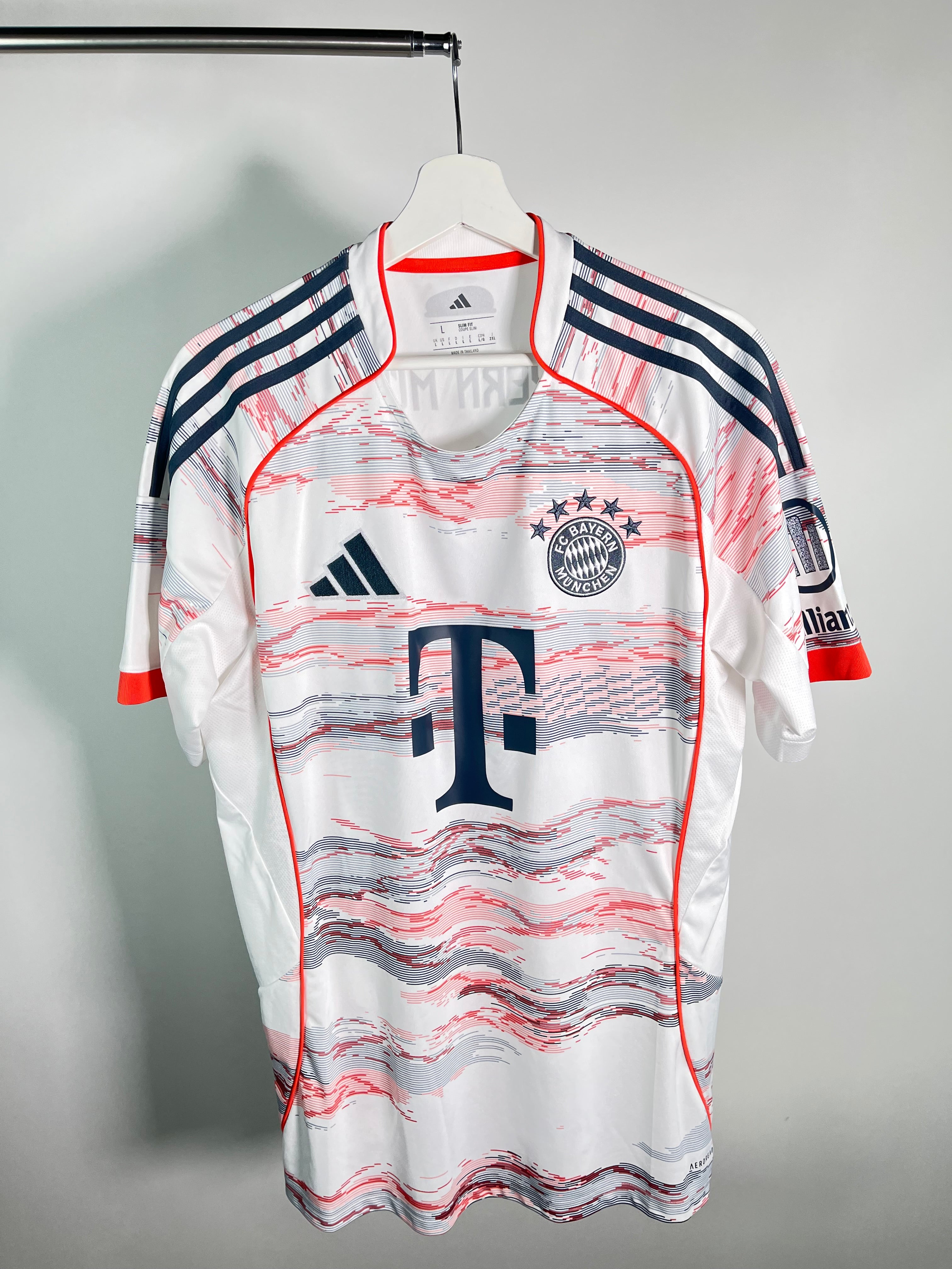 Jersey Bayern Munich Visita 2025 2026 Thomas Muller (L)