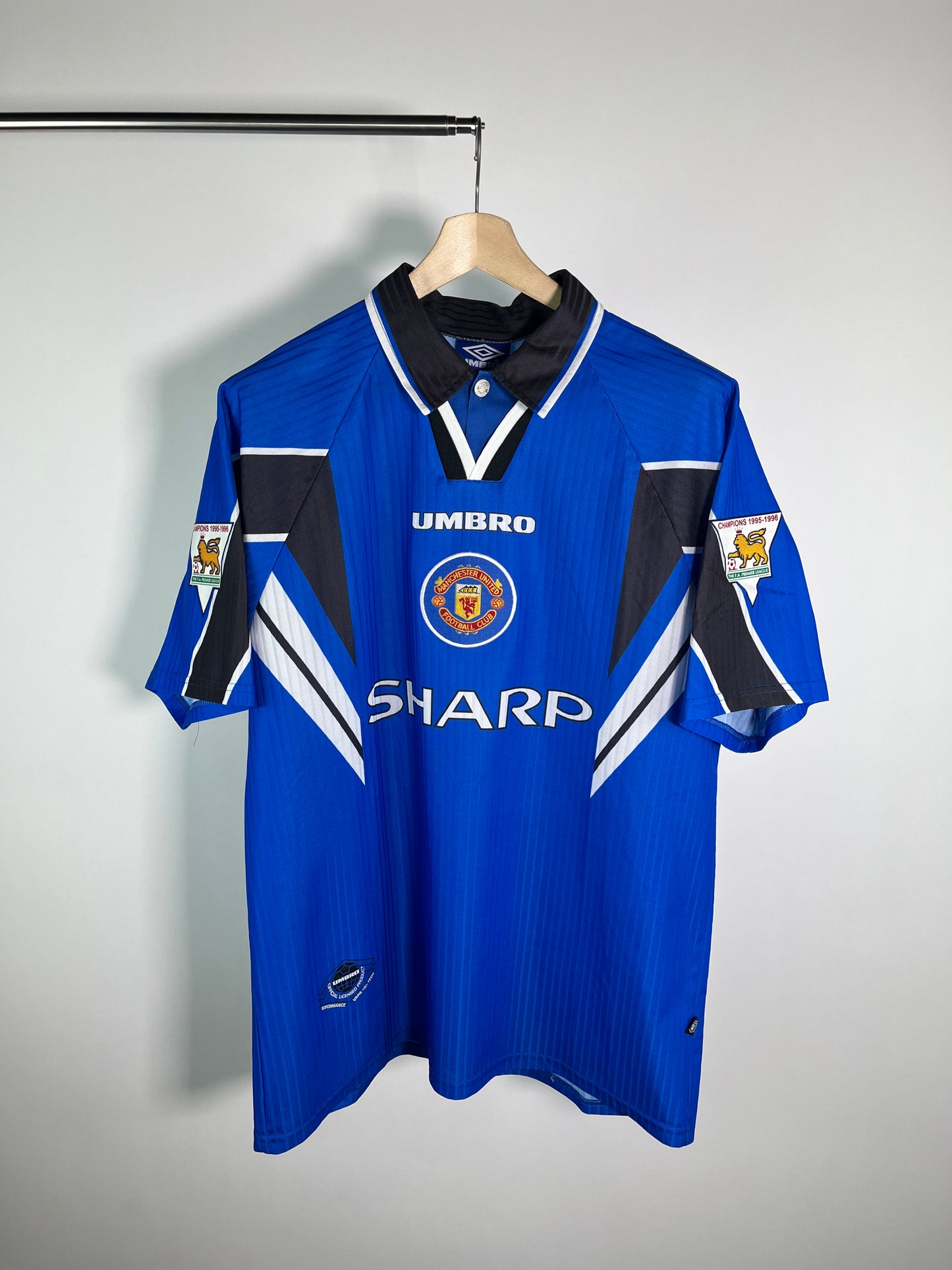 Jersey Manchester United Tercera 1996 1997 Éric Cantona (XL)