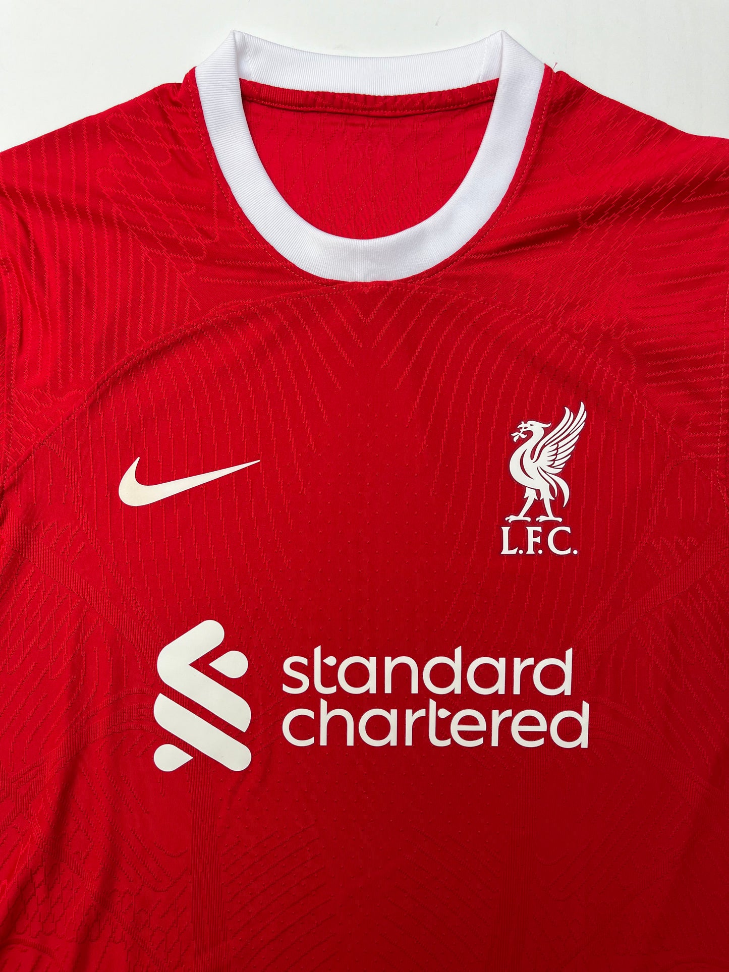 Jersey Liverpool Local 2023 2024 Versión Jugador (M)