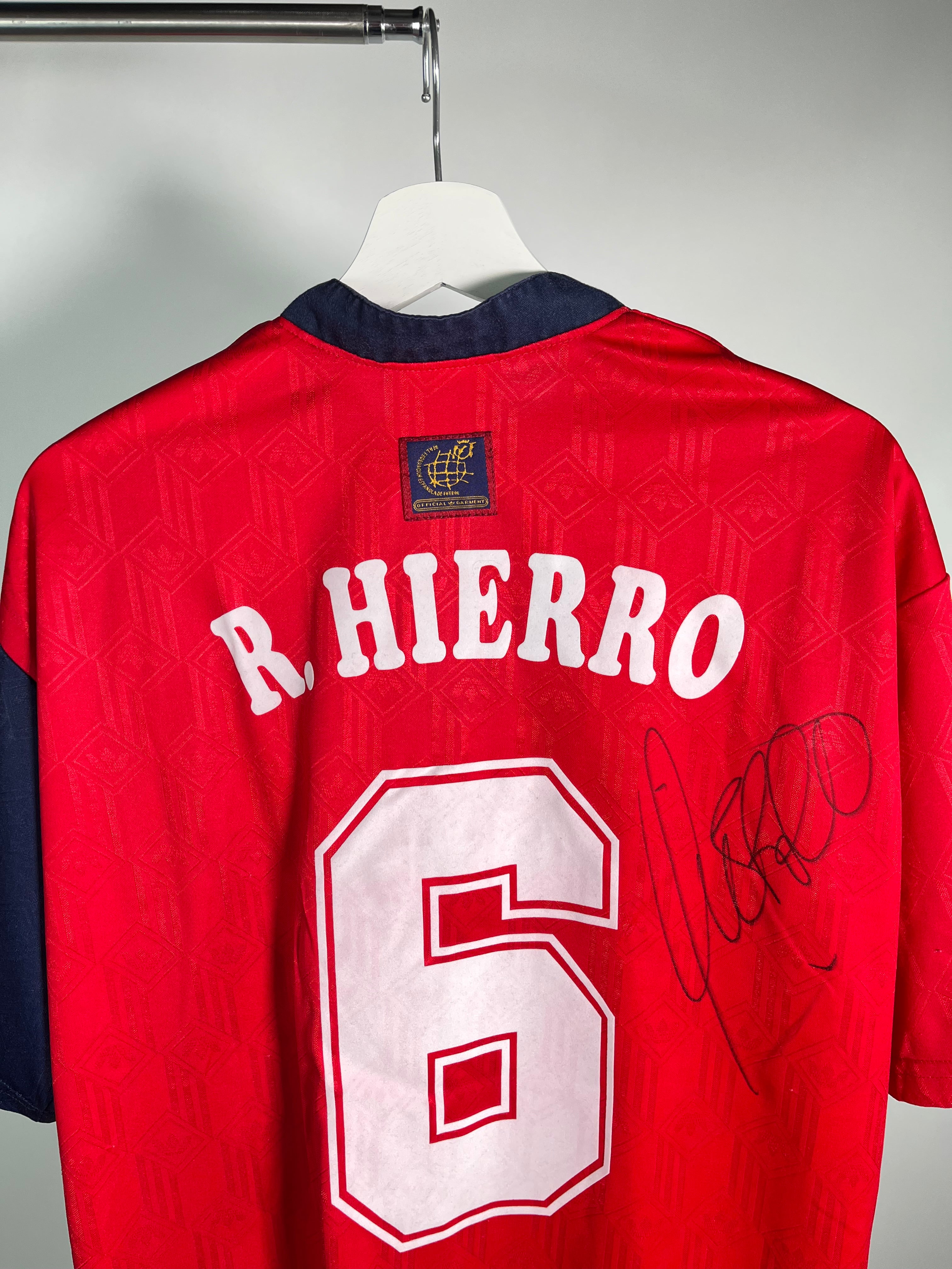 Jersey España Local 1996 1998 Fernando Hierro *Autografiado* (XL)