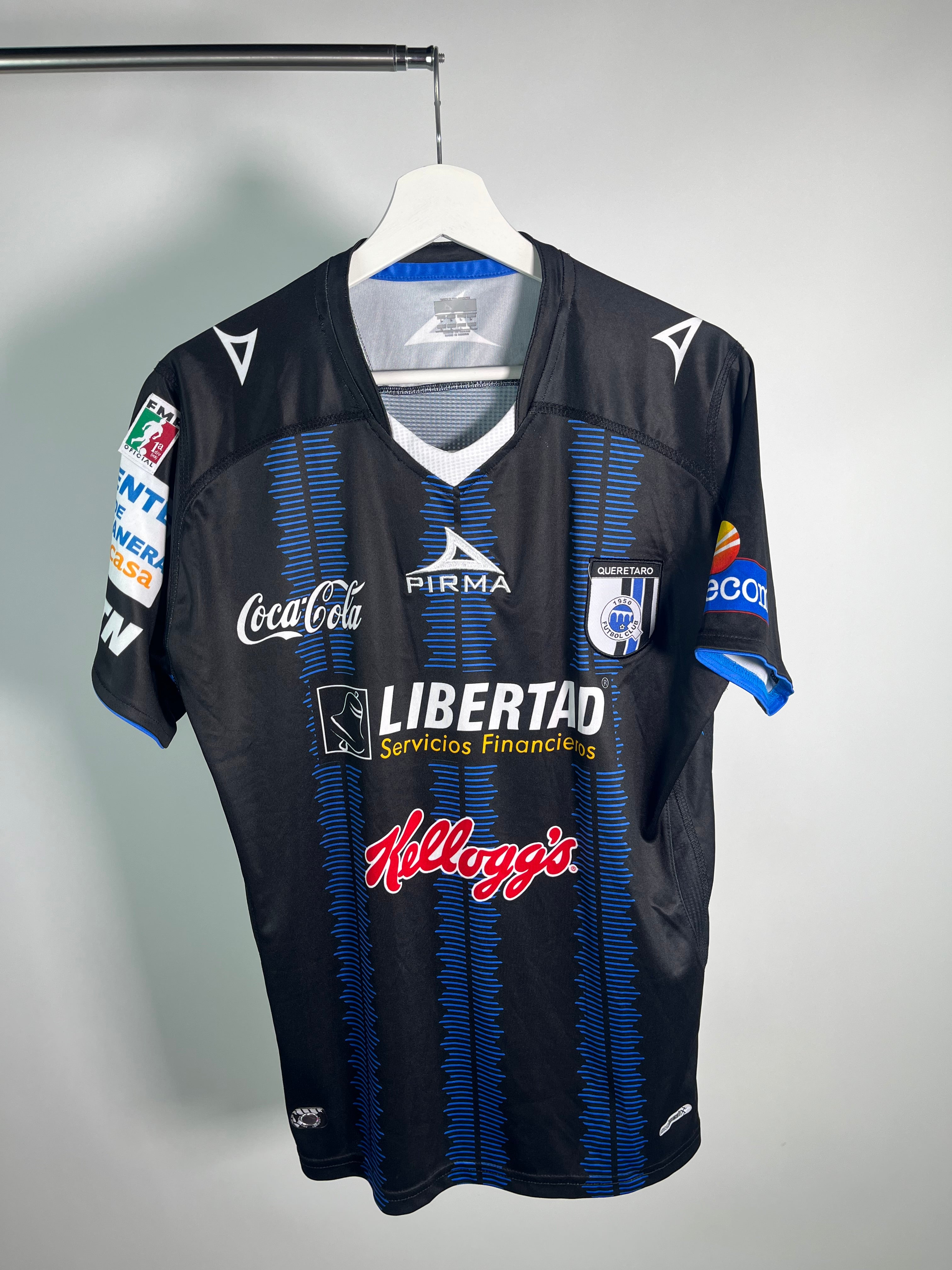Jersey Queretaro Local 2010 2011 Match Worn Joaquín Beltran (L)