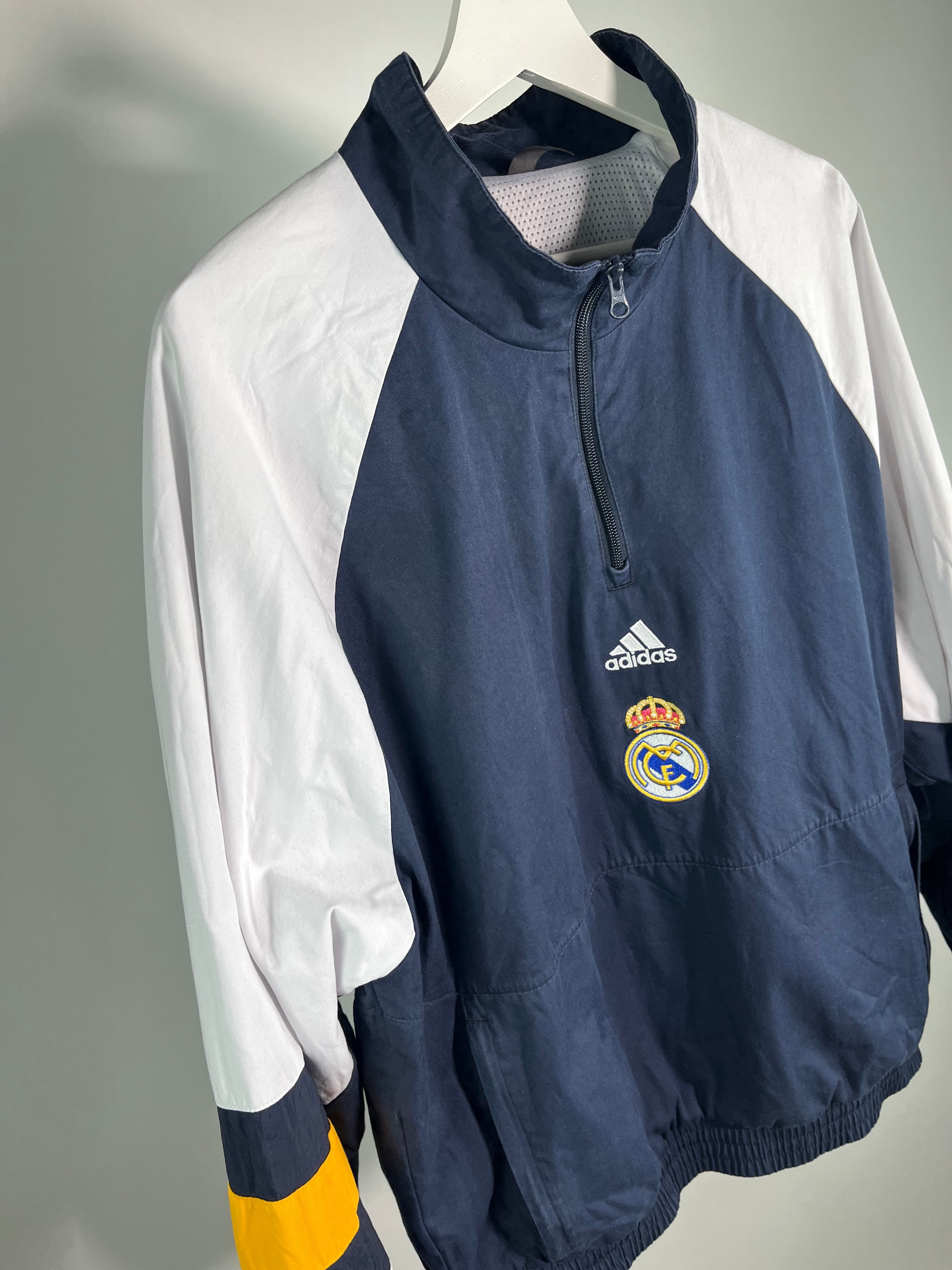 Chamarra Icon Real Madrid 2022 2023 (M)