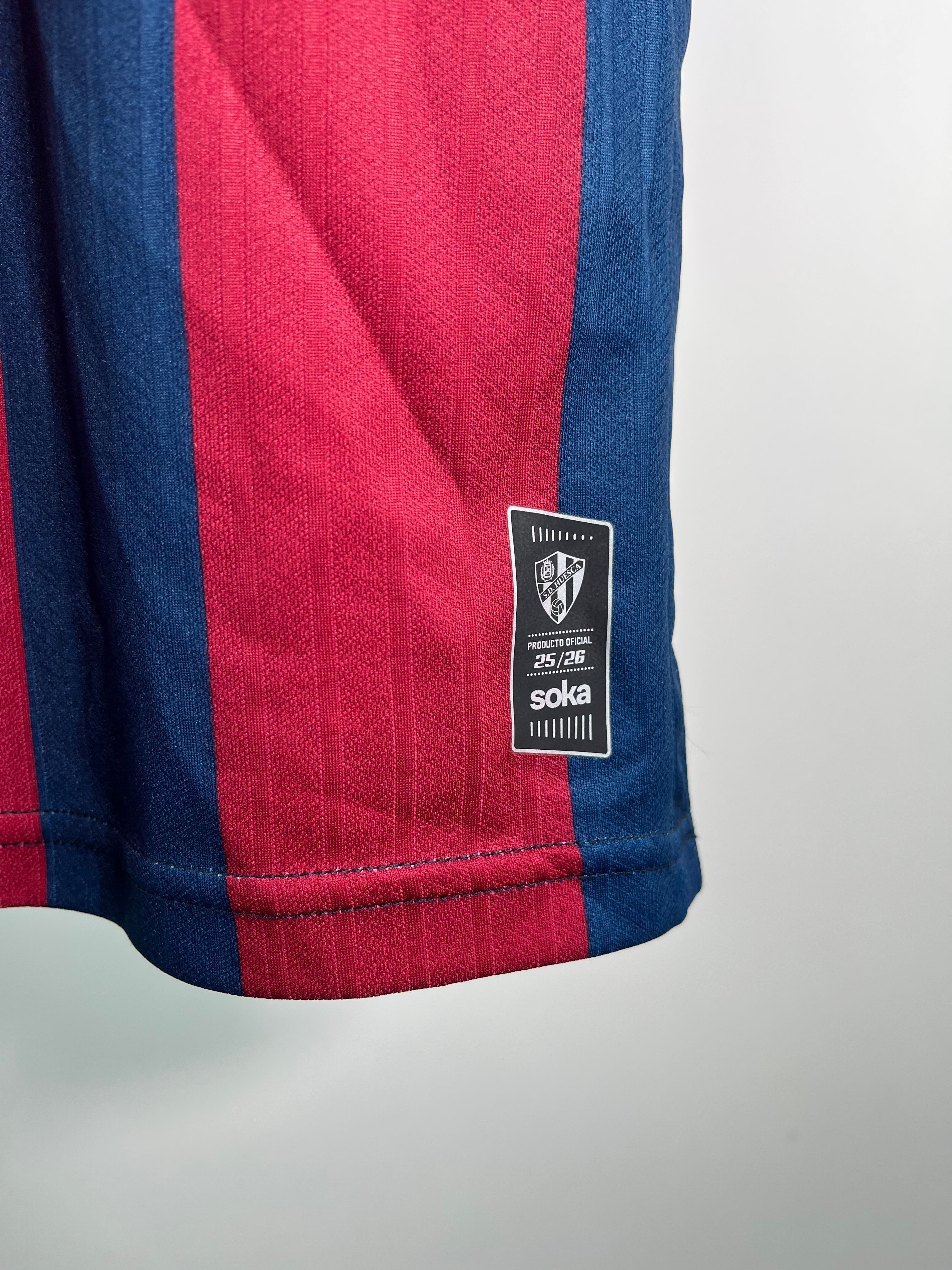 Jersey SD Huesca Local 2025 2026 *C/Etiquetas* (M)