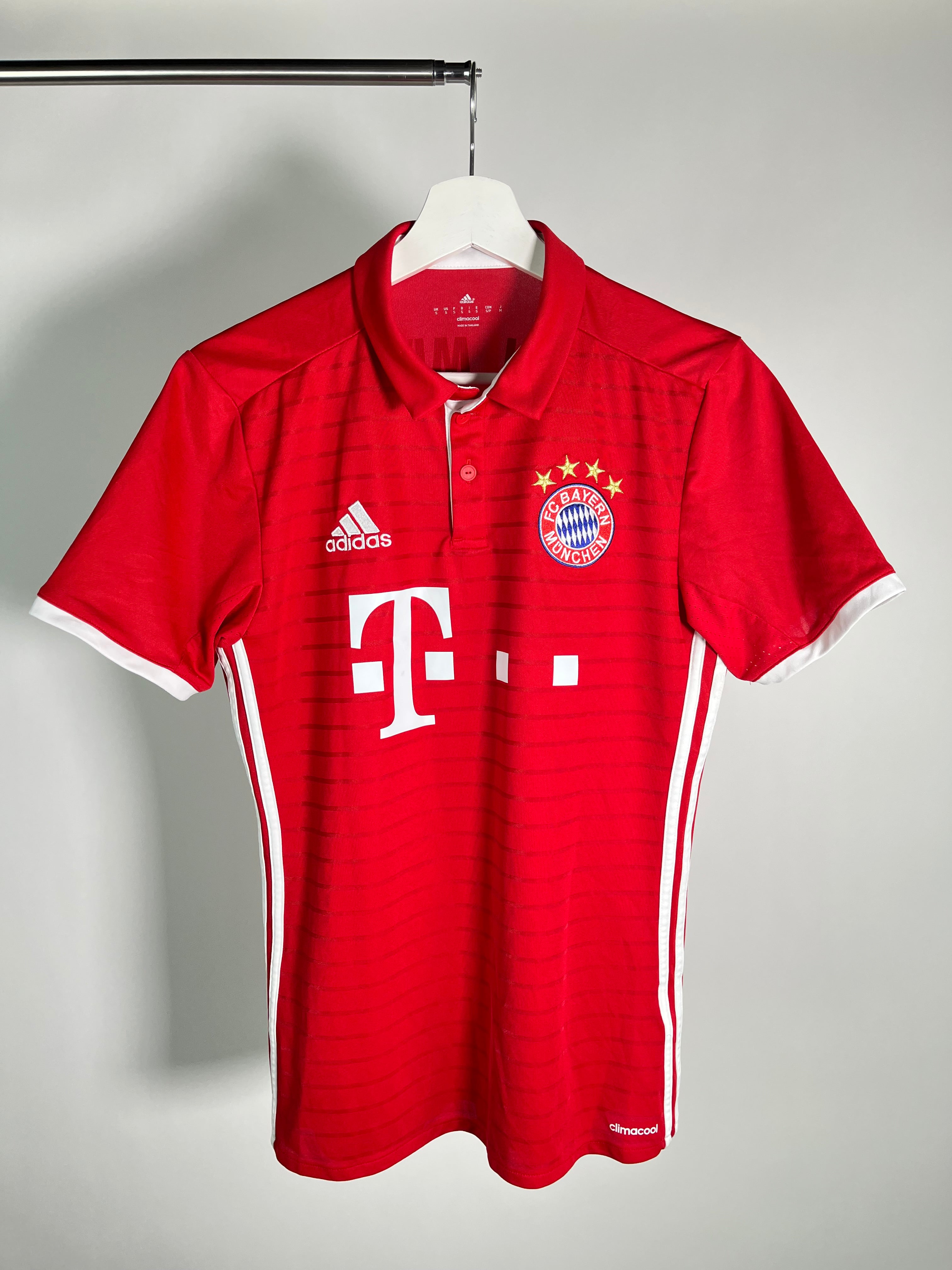 Jersey Bayern Munich Local 2016 2017 Arjen Robben (S)