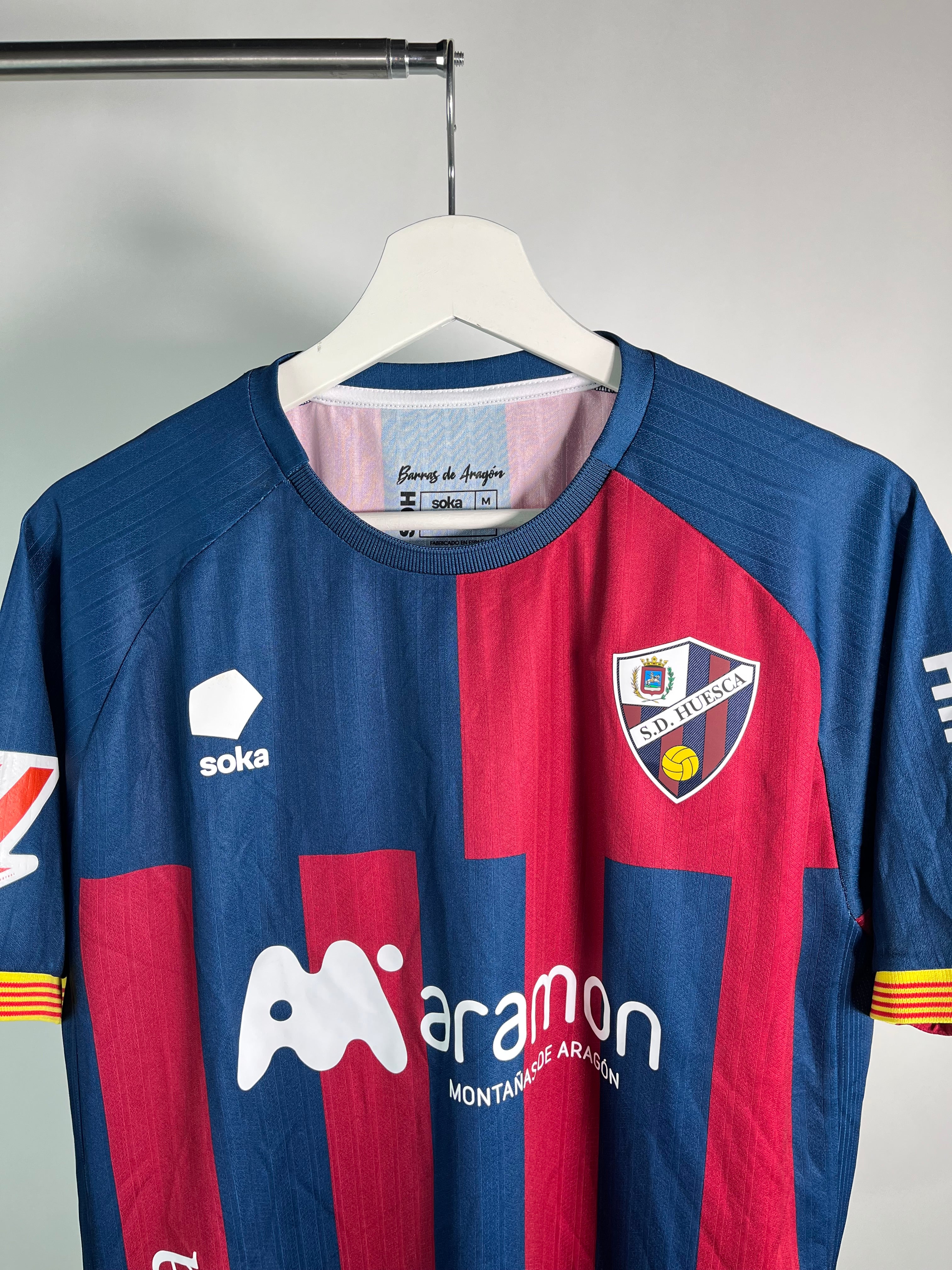 Jersey SD Huesca Local 2025 2026 *C/Etiquetas* (M)