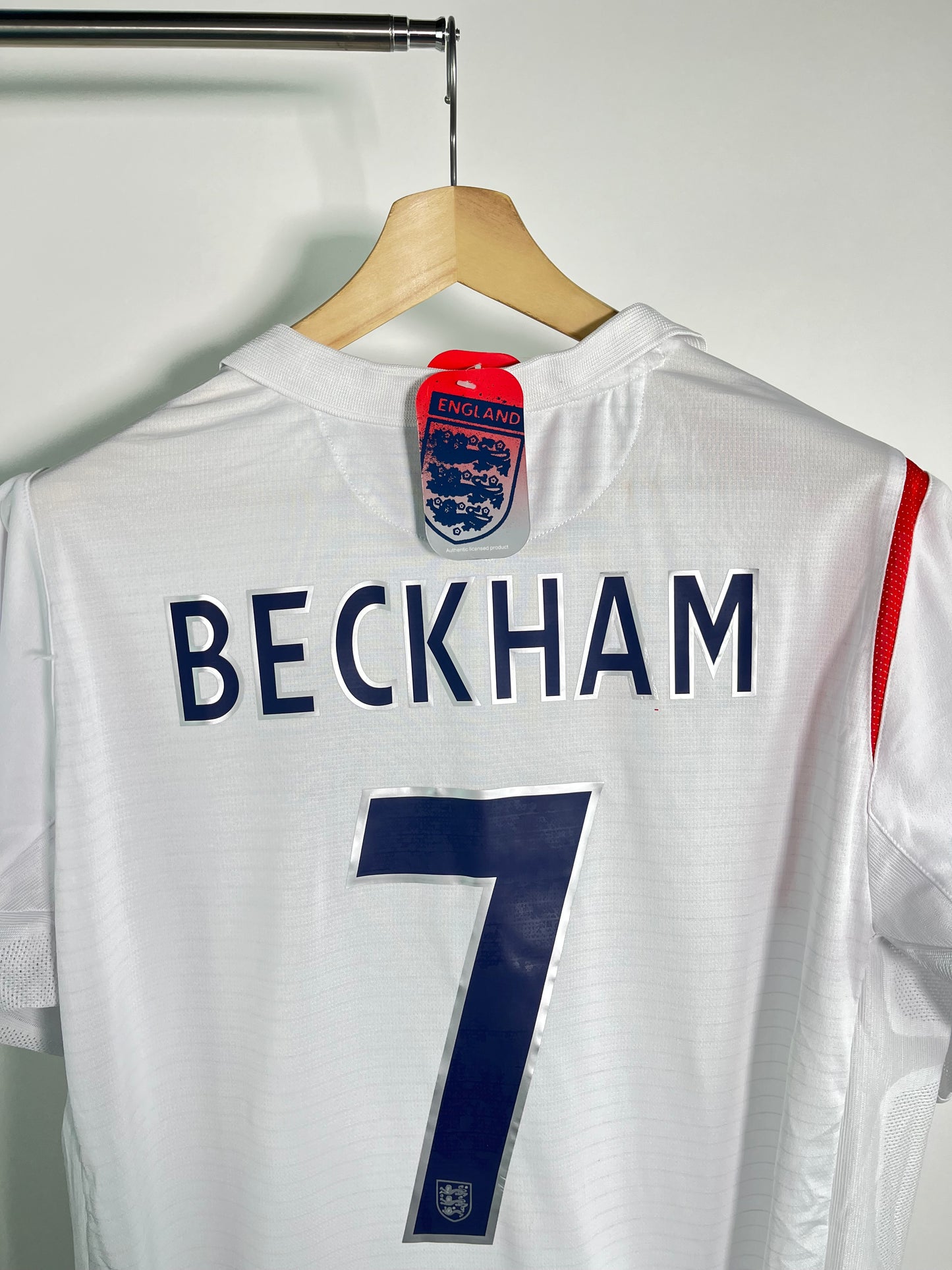 Jersey Inglaterra Local 2006 2008 *C/Etiquetas* David Beckham (XL)