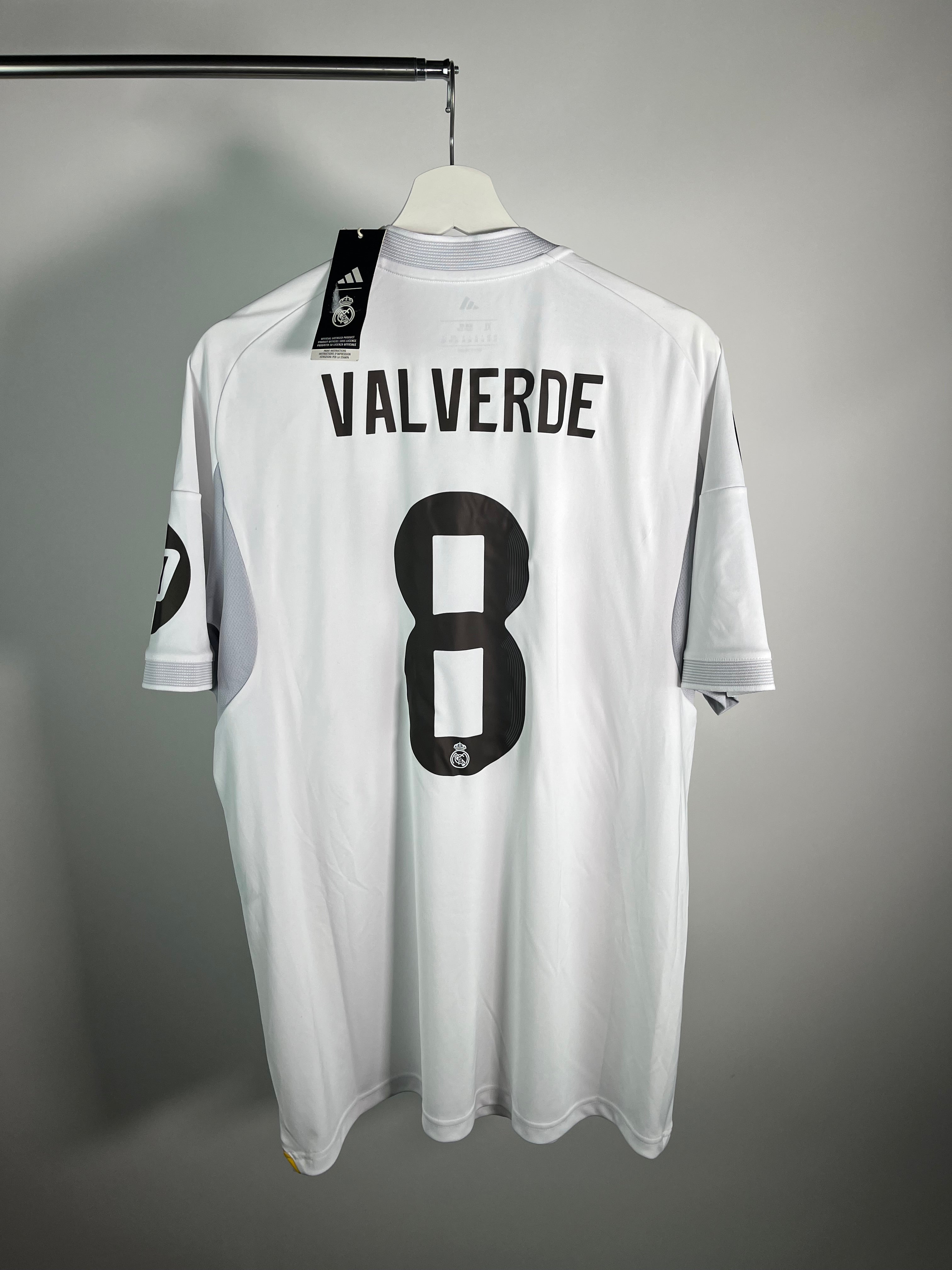 Jersey Real Madrid Local 2025 2026 *C/Etiquetas* Federico Valverde (XL)