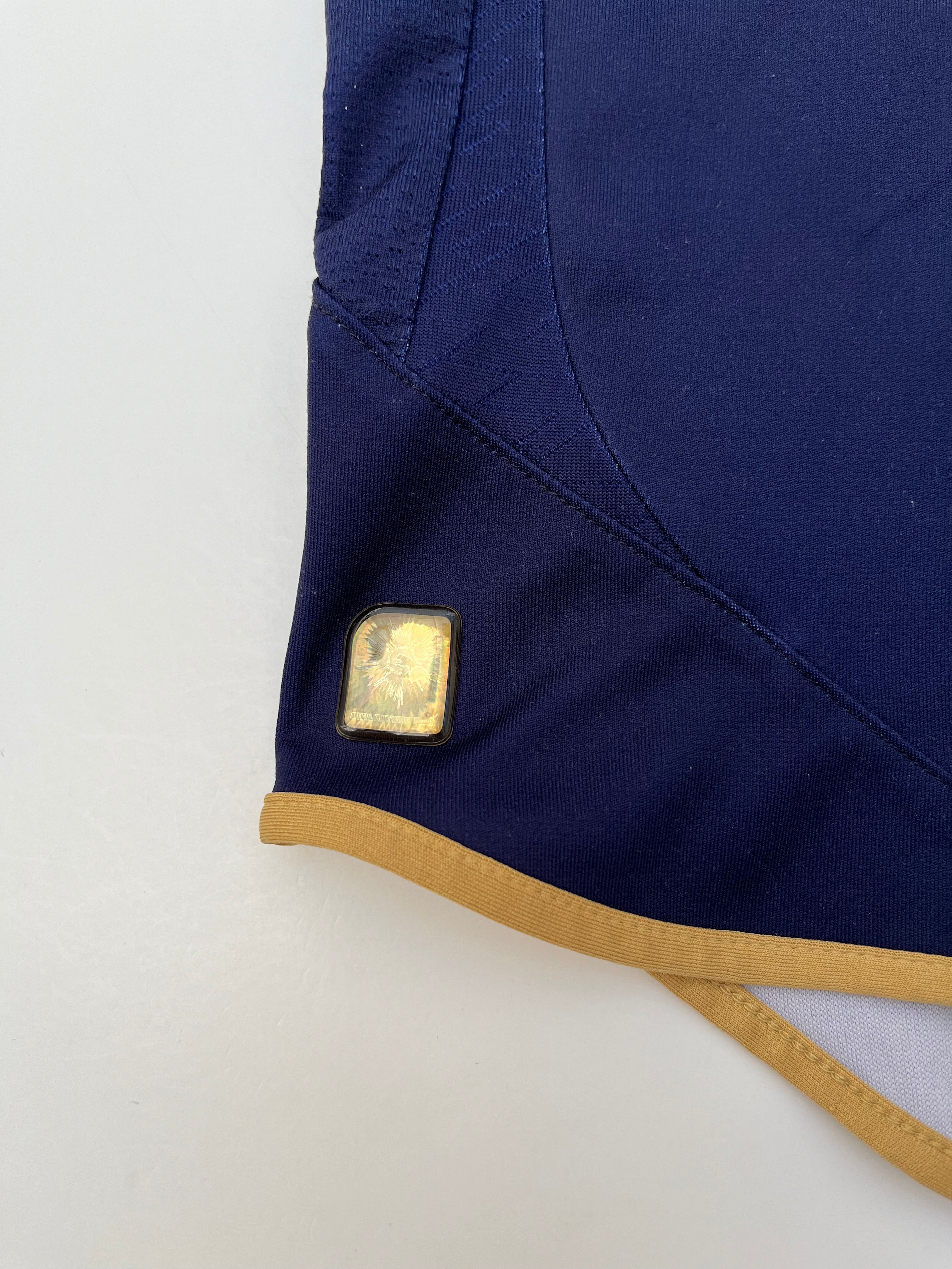 Jersey Pumas Visita 2010 2011 Utilería Dante López (L)