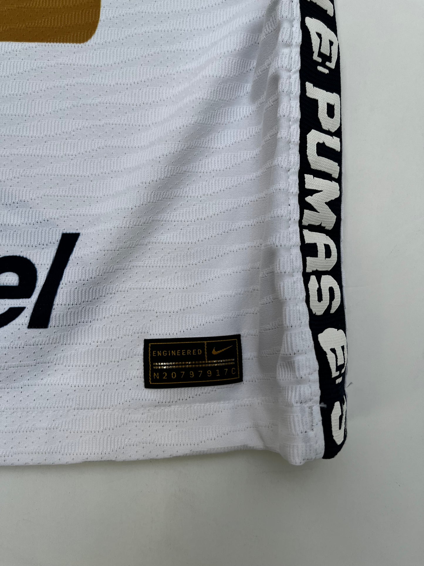 Jersey Pumas Local 2021 2022 Versión Jugador (S)