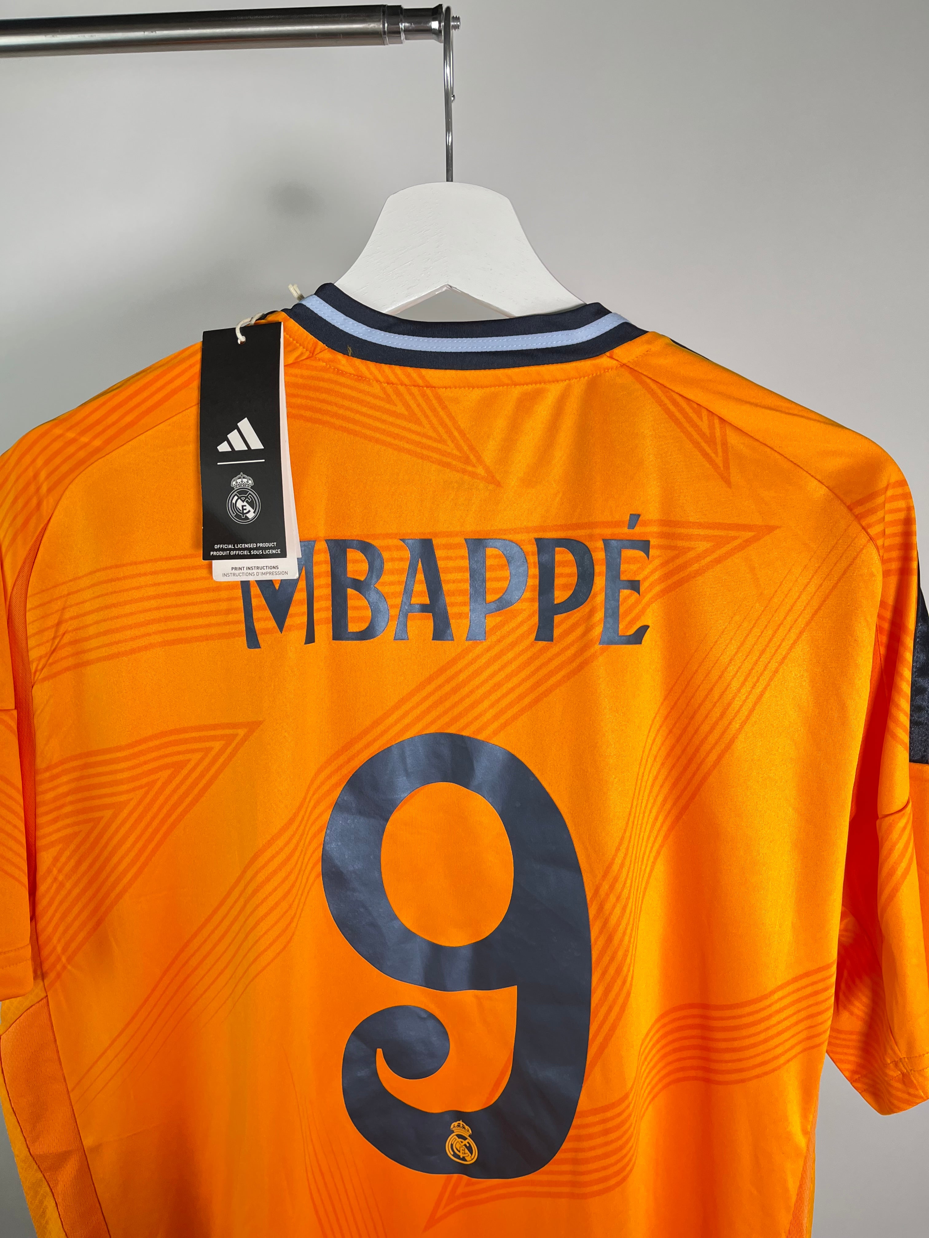 Jersey Real Madrid Visita 2024 2025 Kylian Mbappé *C/Etiquetas* (XL)