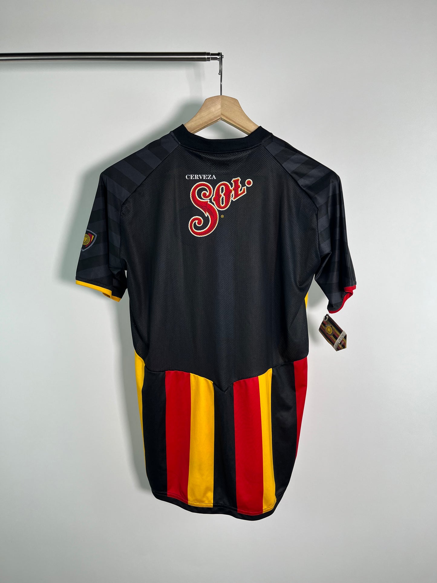Jersey Leones Negros Local 2010 2011 *C/Etiquetas* (L)