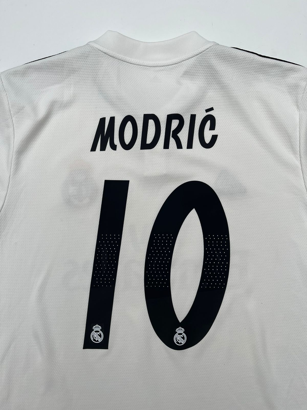 Jersey Real Madrid Local 2018 2019 Luka Modric (L)