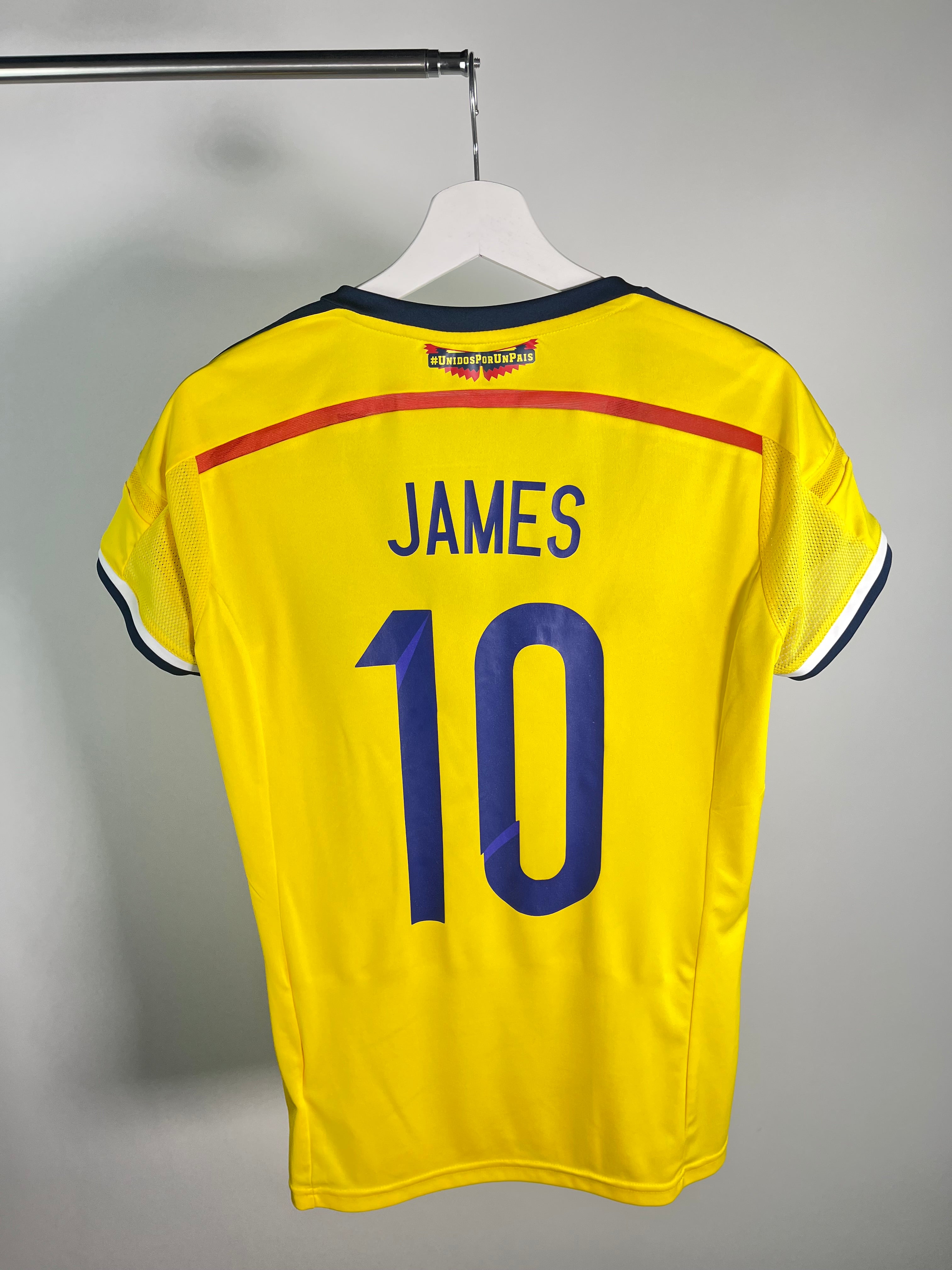 Jersey Colombia Local 2014 2015 James Rodríguez (L Mujer)