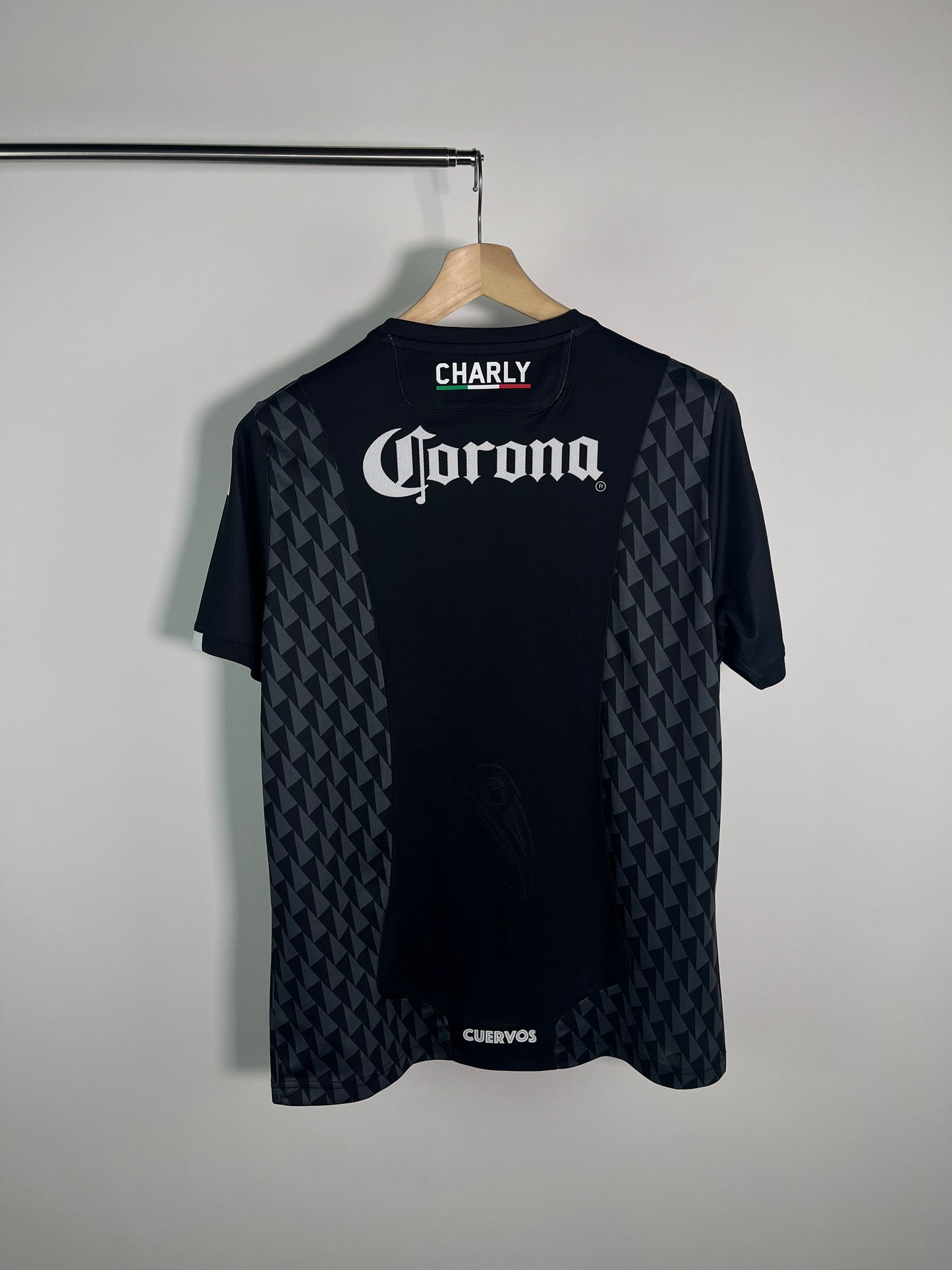 Jersey Club de Cuervos Local 2019 (L)