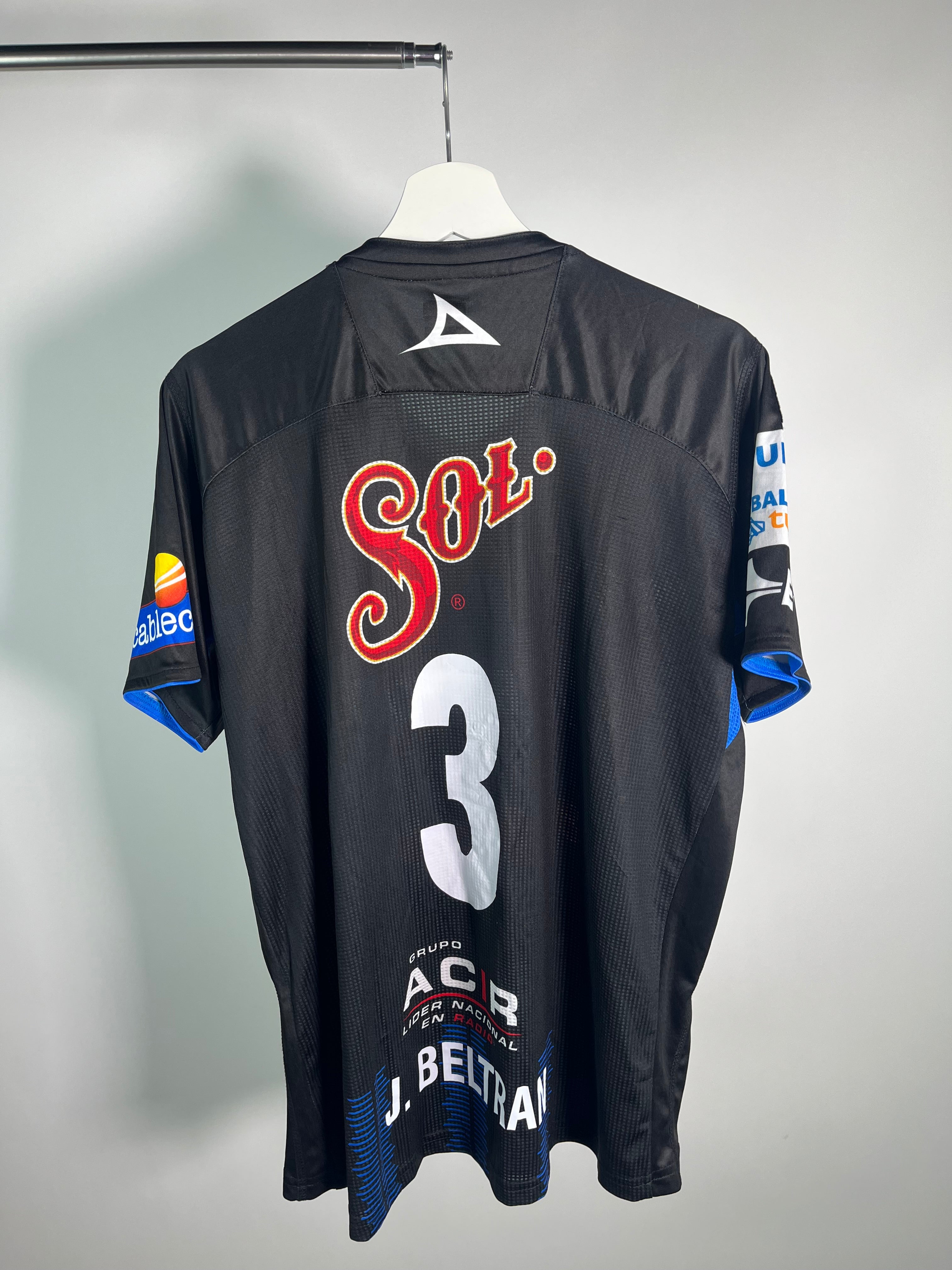 Jersey Queretaro Local 2010 2011 Match Worn Joaquín Beltran (L)