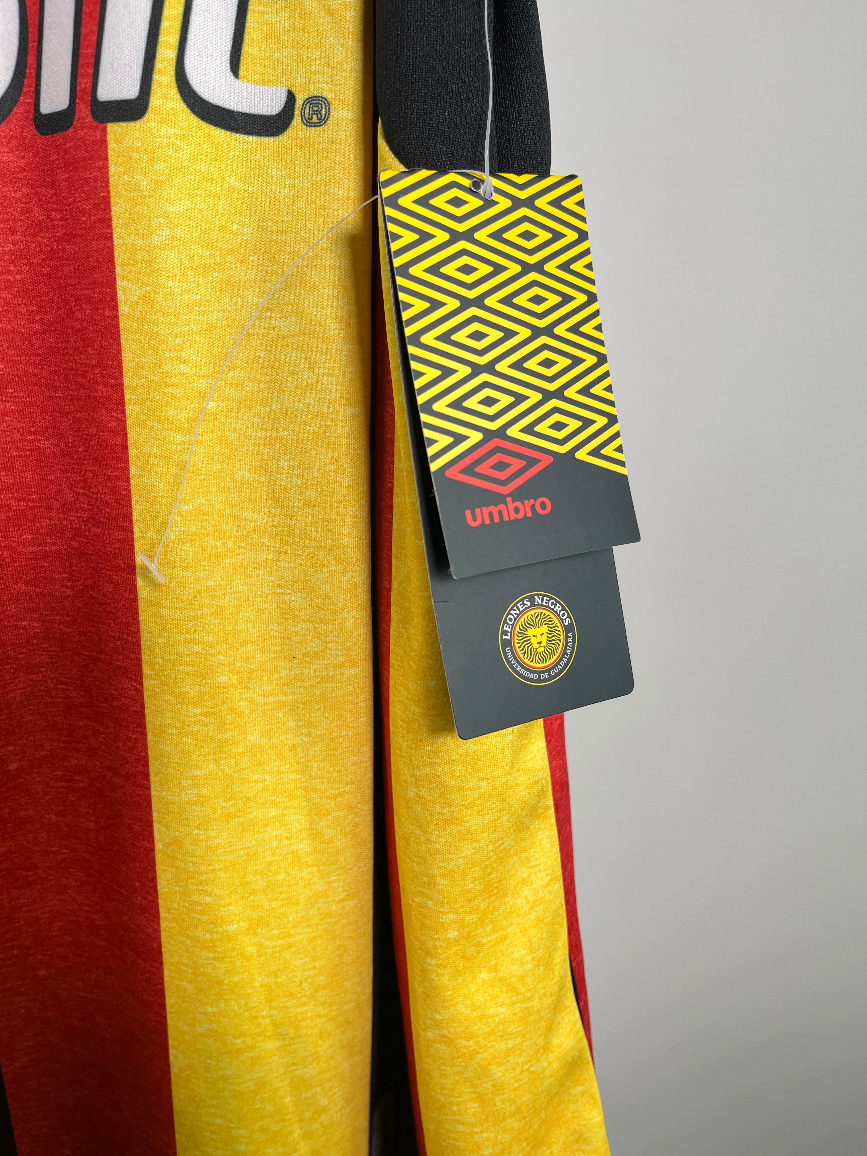 Jersey Leones Negros Local 2019 2020 *C/Etiquetas* (XXL)