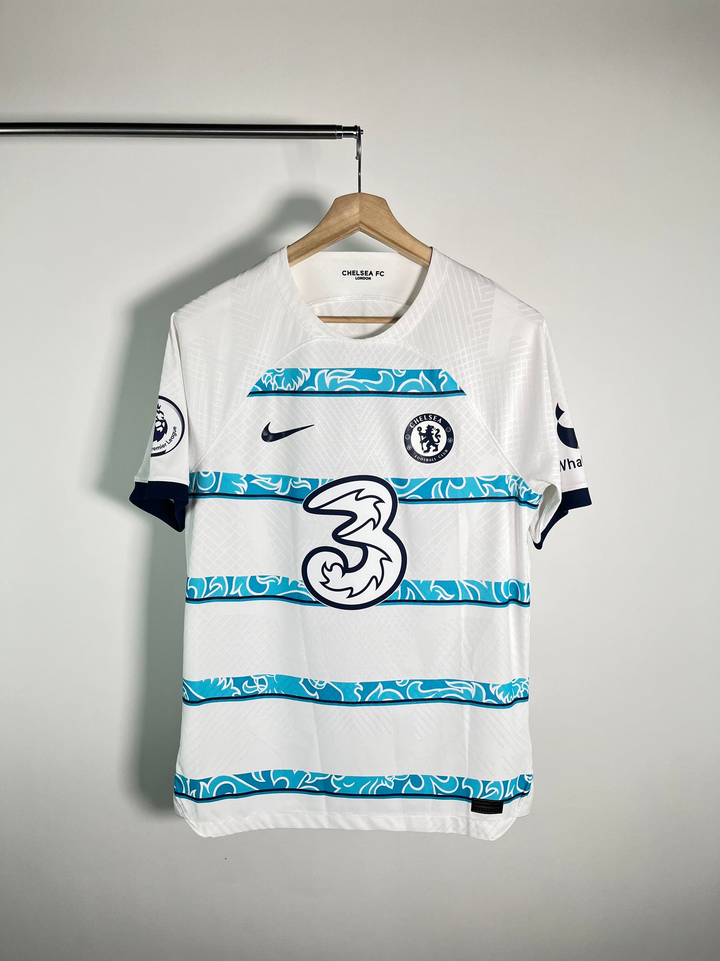 Jersey Chelsea Visita 2022 2023 Versión Jugador Mason Mount (M)