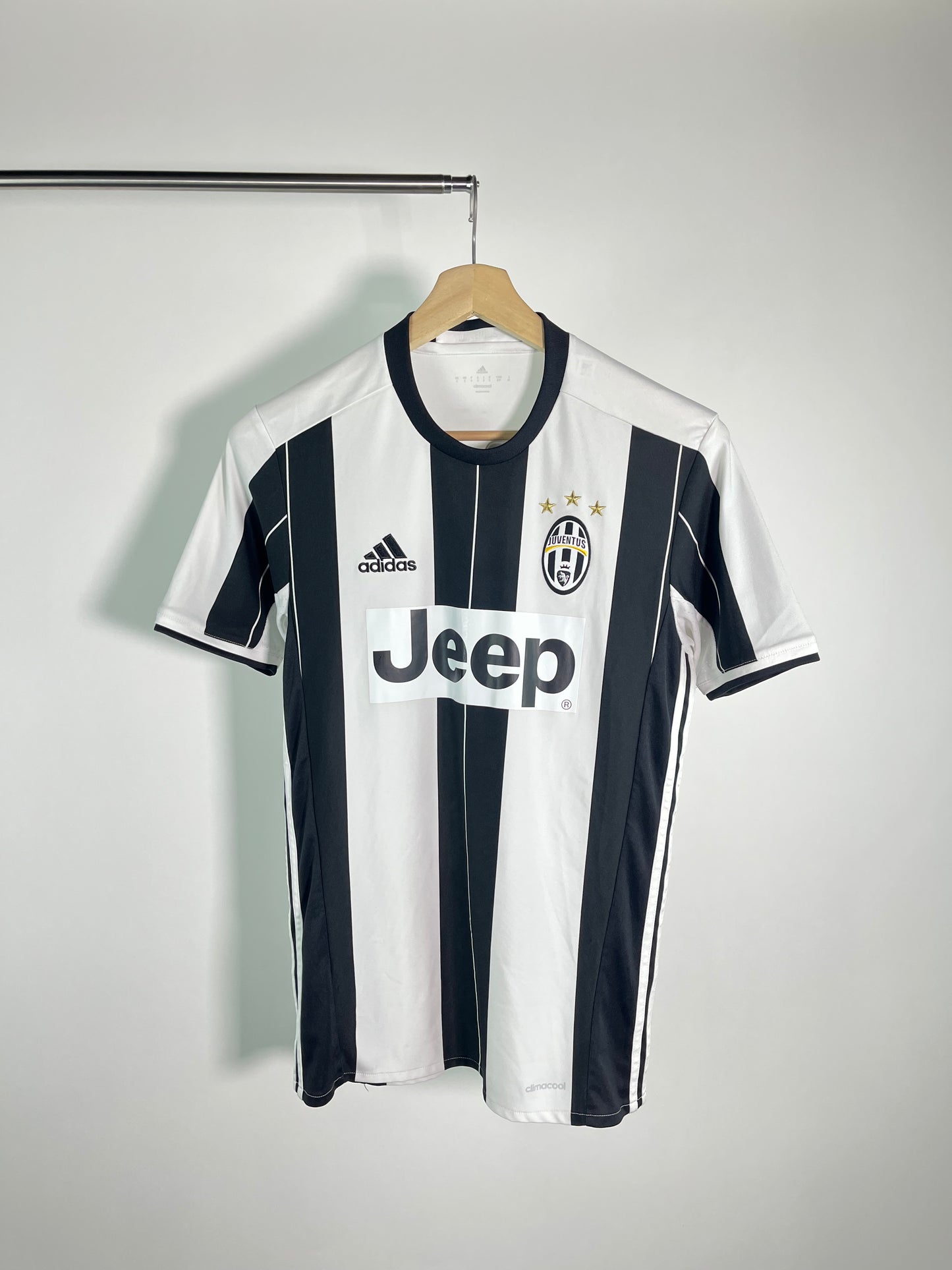 Jersey Juventus Local 2016 2017 Paulo Dybala (S)