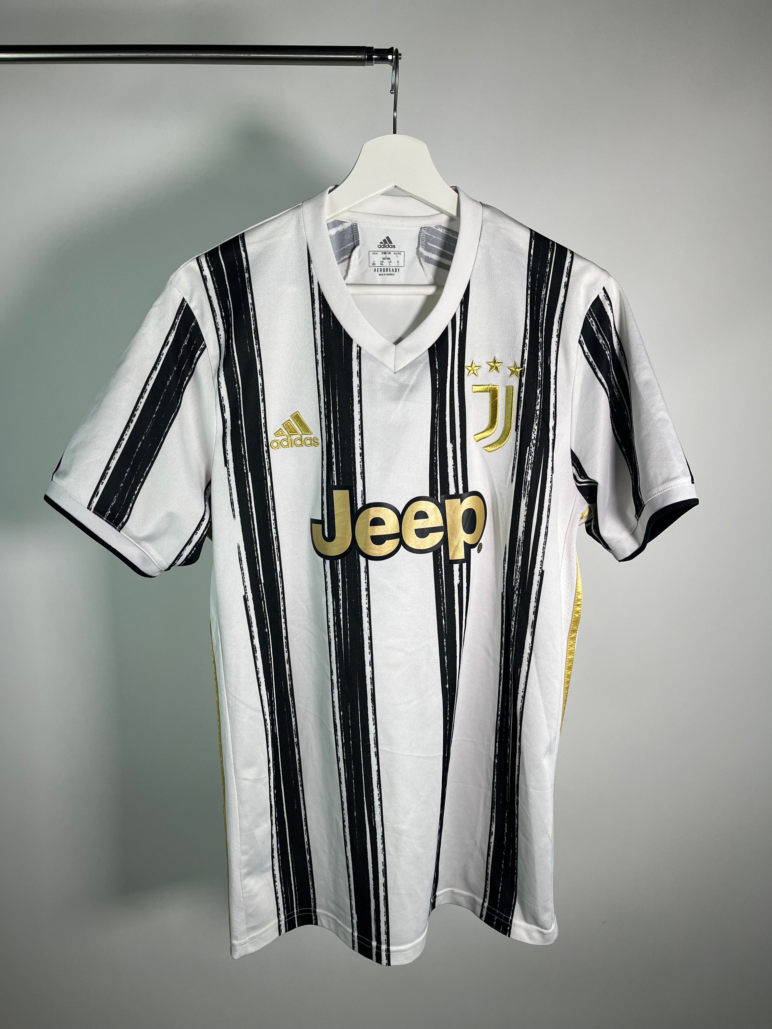 Jersey Juventus Local 2020 2021 Cristiano Ronaldo (L)