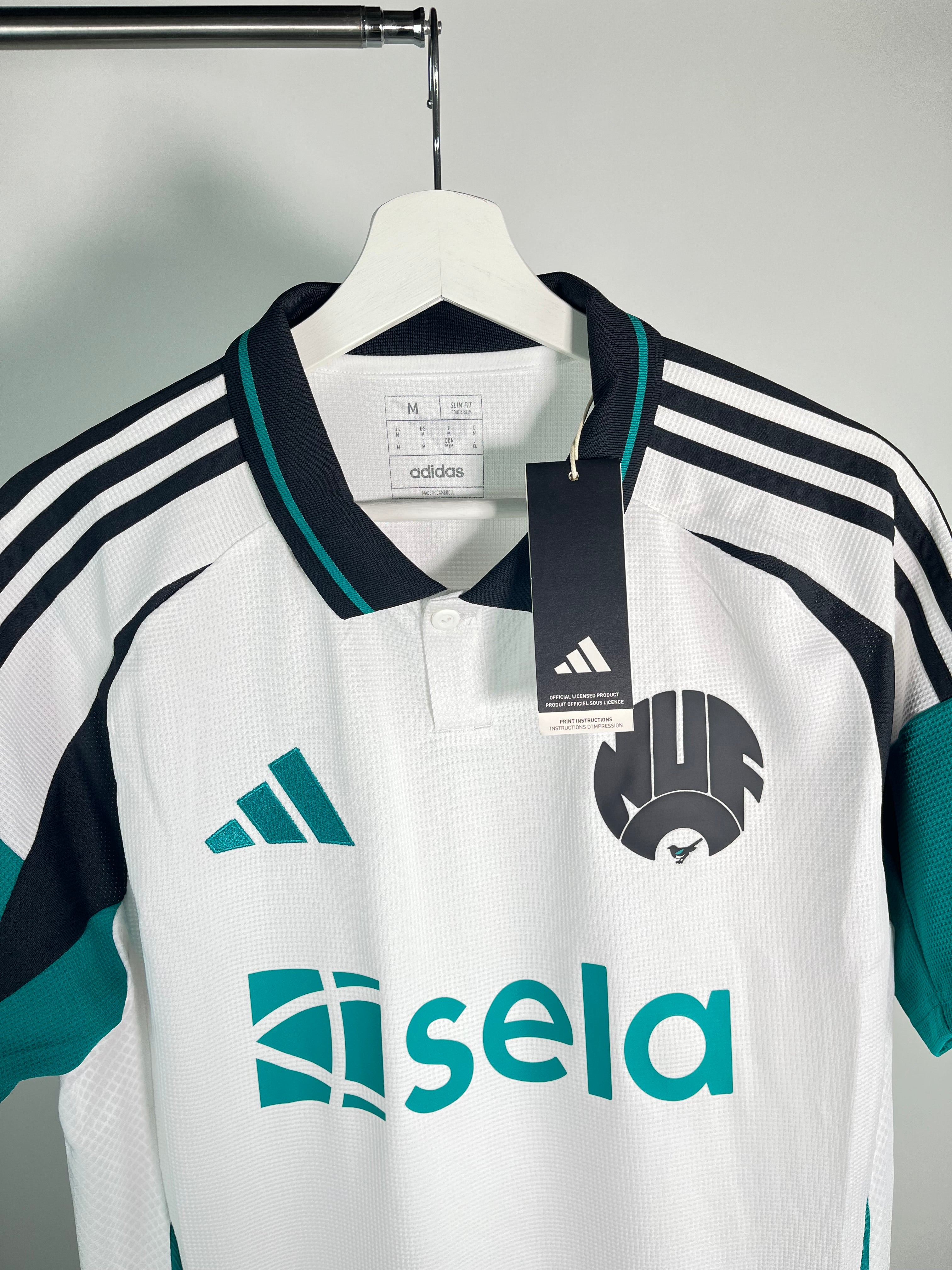 Jersey Newcastle Tercera 2024 2025 *C/Etiquetas* (M)