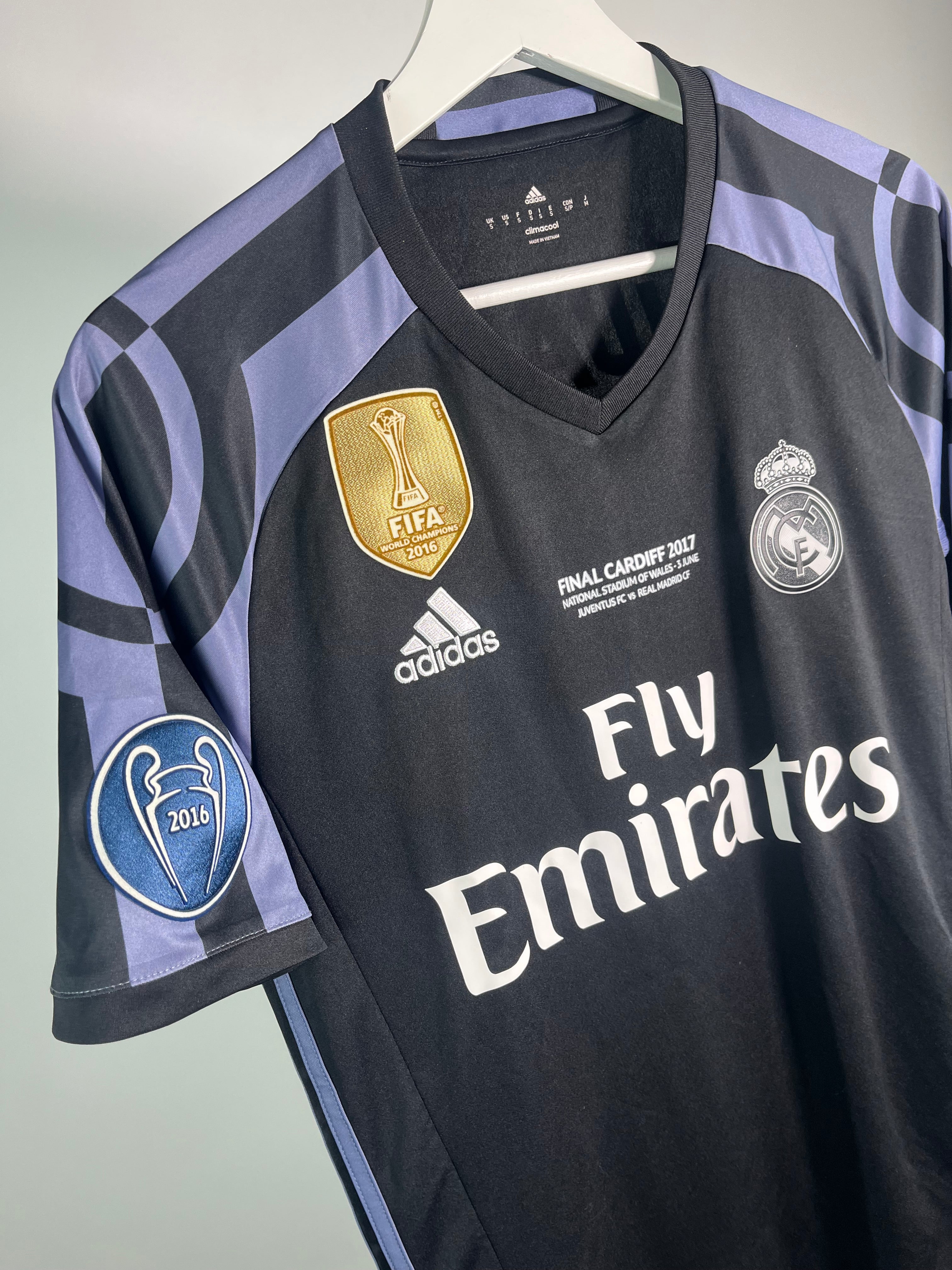 Jersey Real Madrid Visita 2016 2017 Match Detail vs Juventus Zinedine Zidane (S)