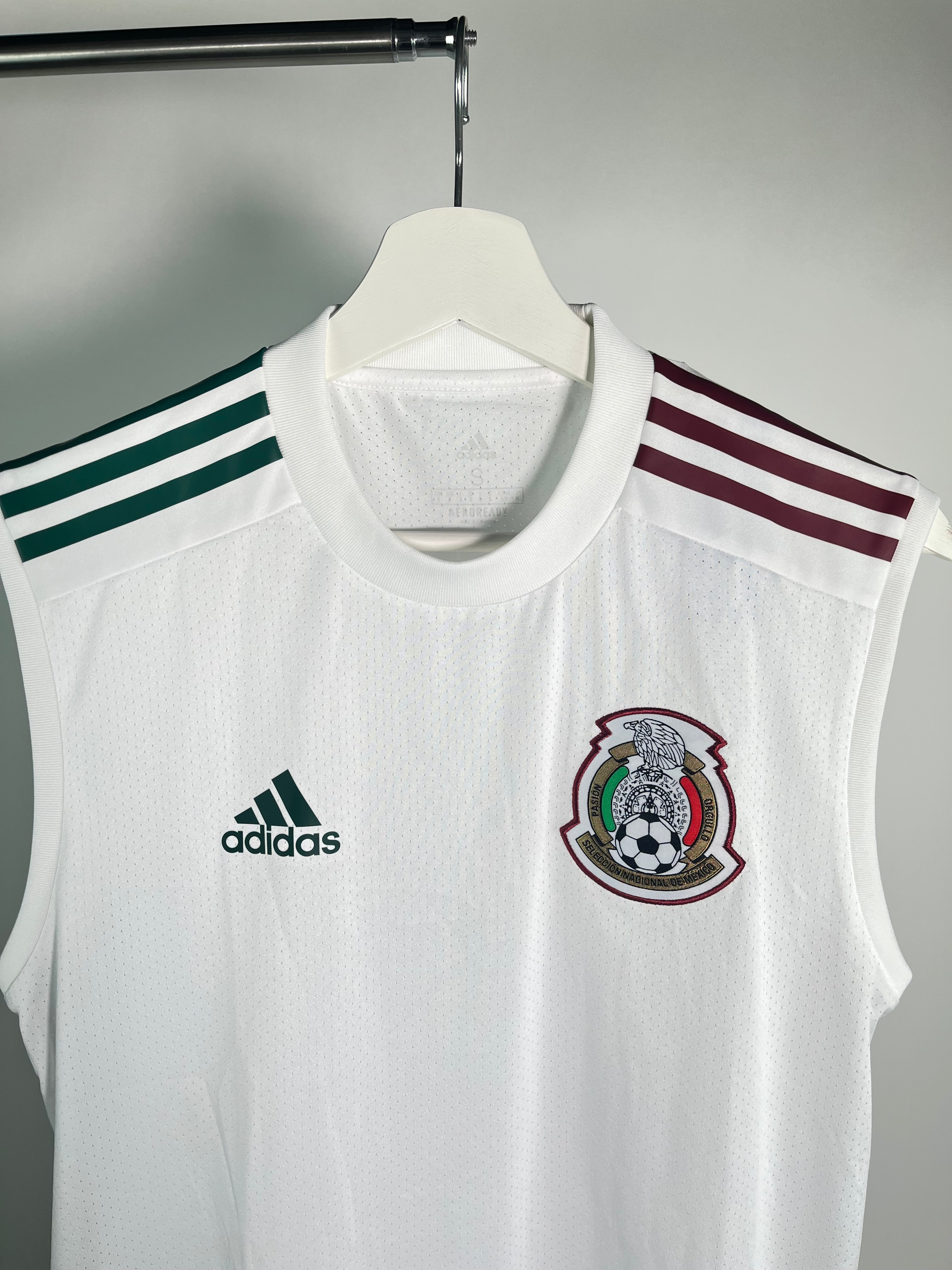Jersey México Entrenamiento 2020 2021 *Sin Mangas* (S)